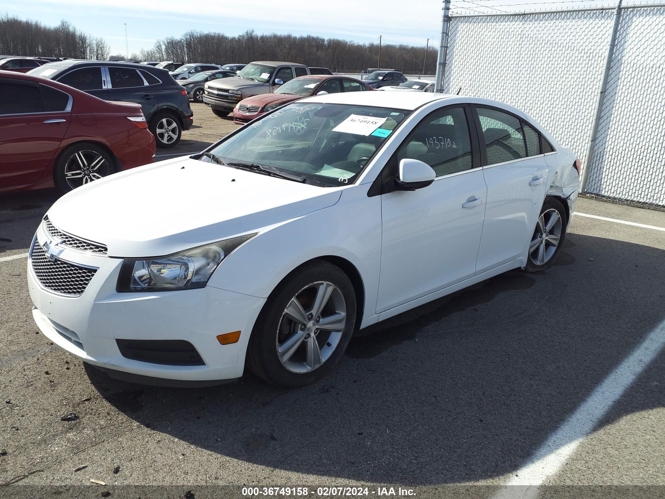 Photo 1 VIN: 1G1PE5SB8D7145112 - CHEVROLET CRUZE 