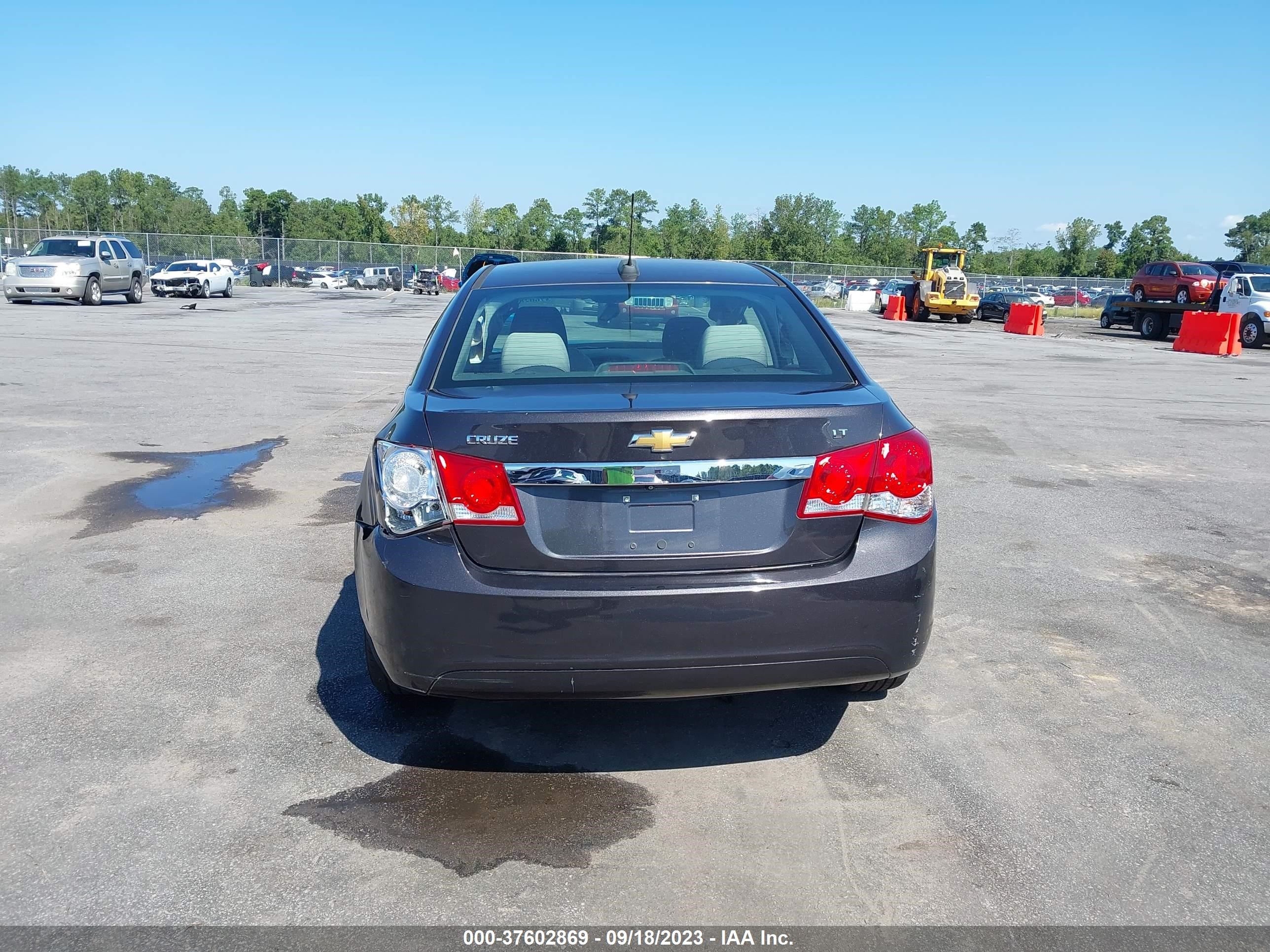 Photo 15 VIN: 1G1PE5SB8G7159712 - CHEVROLET CRUZE 