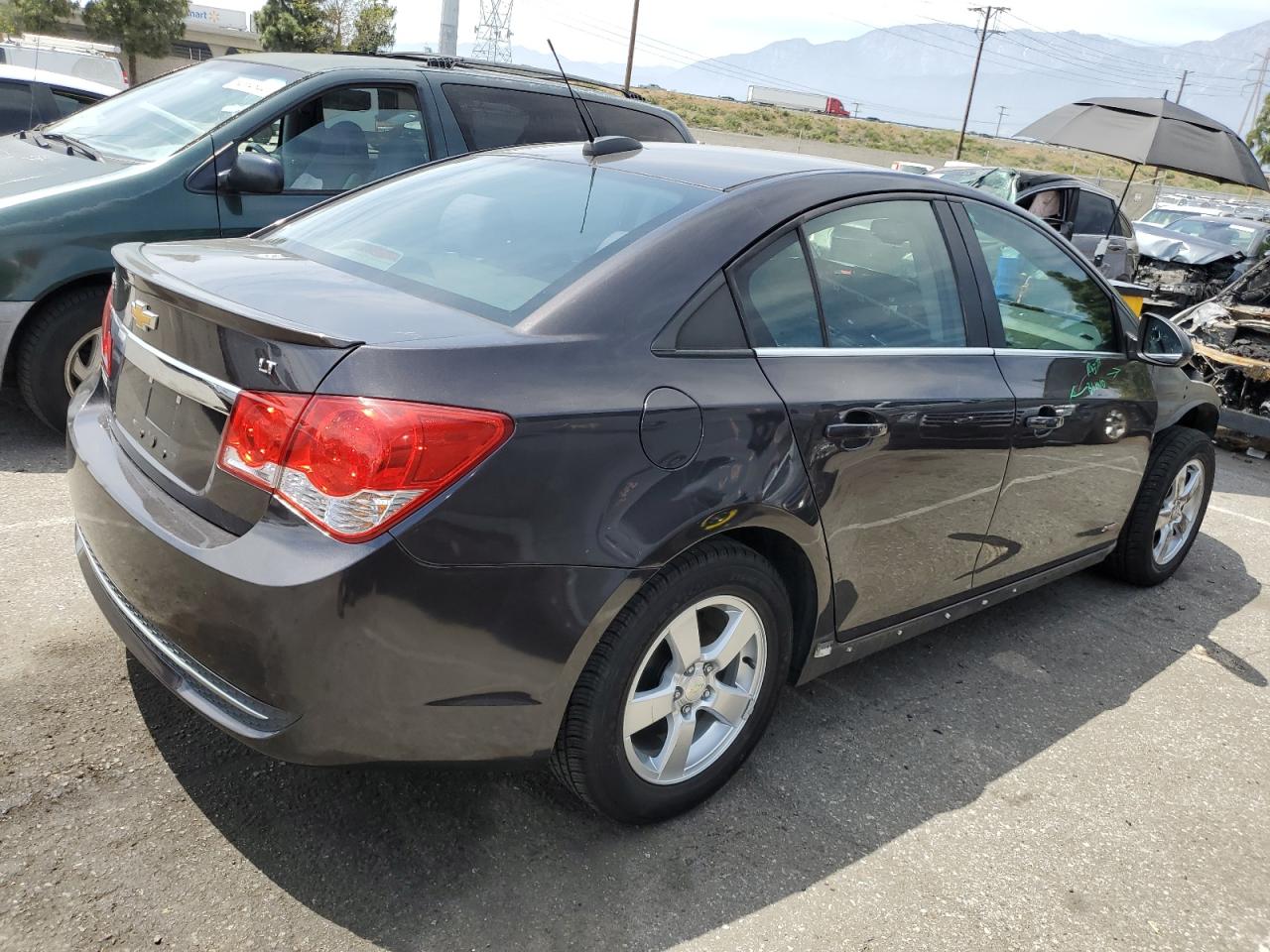 Photo 2 VIN: 1G1PE5SB8G7161086 - CHEVROLET CRUZE 