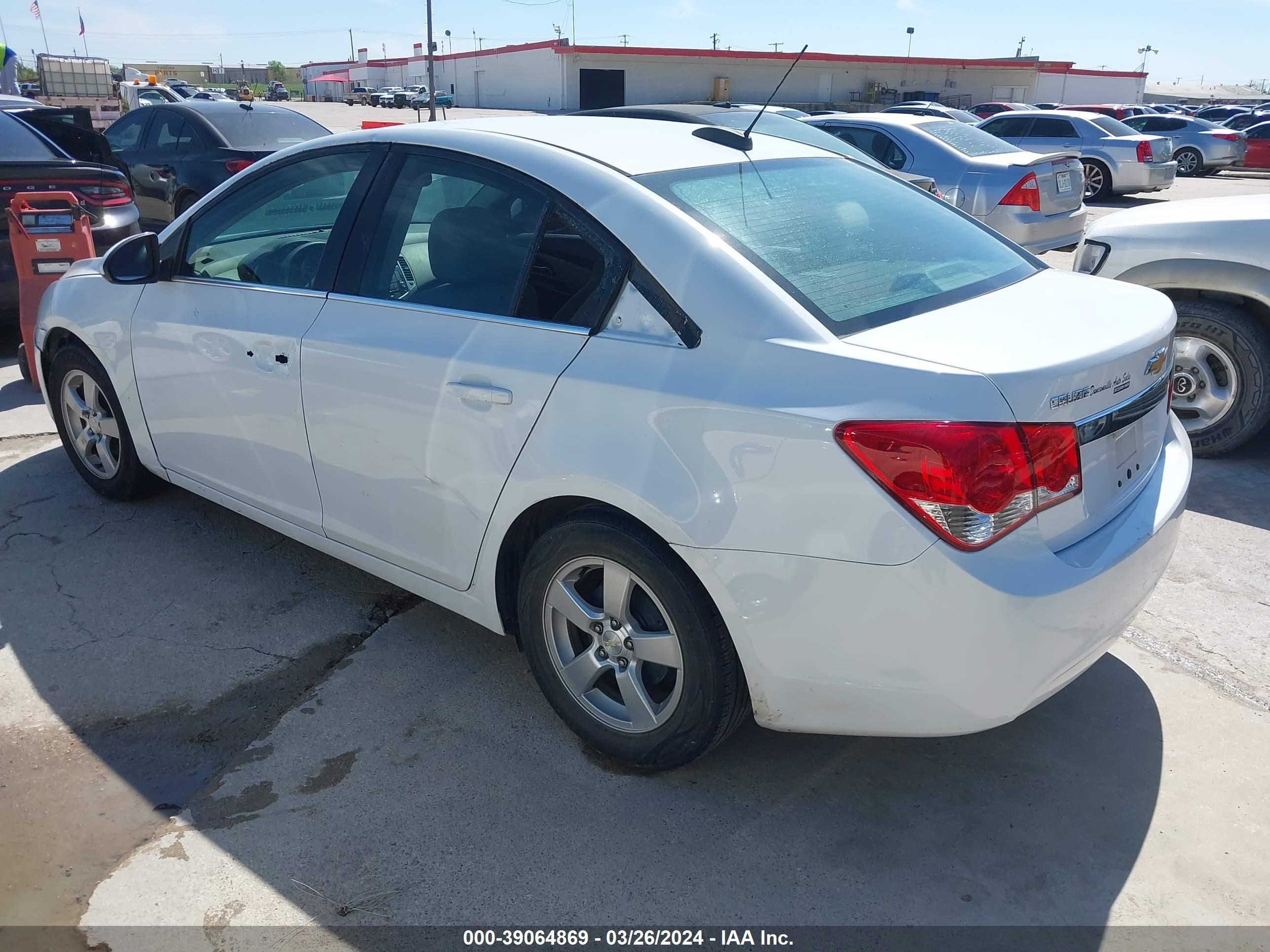 Photo 2 VIN: 1G1PE5SB8G7217320 - CHEVROLET CRUZE 