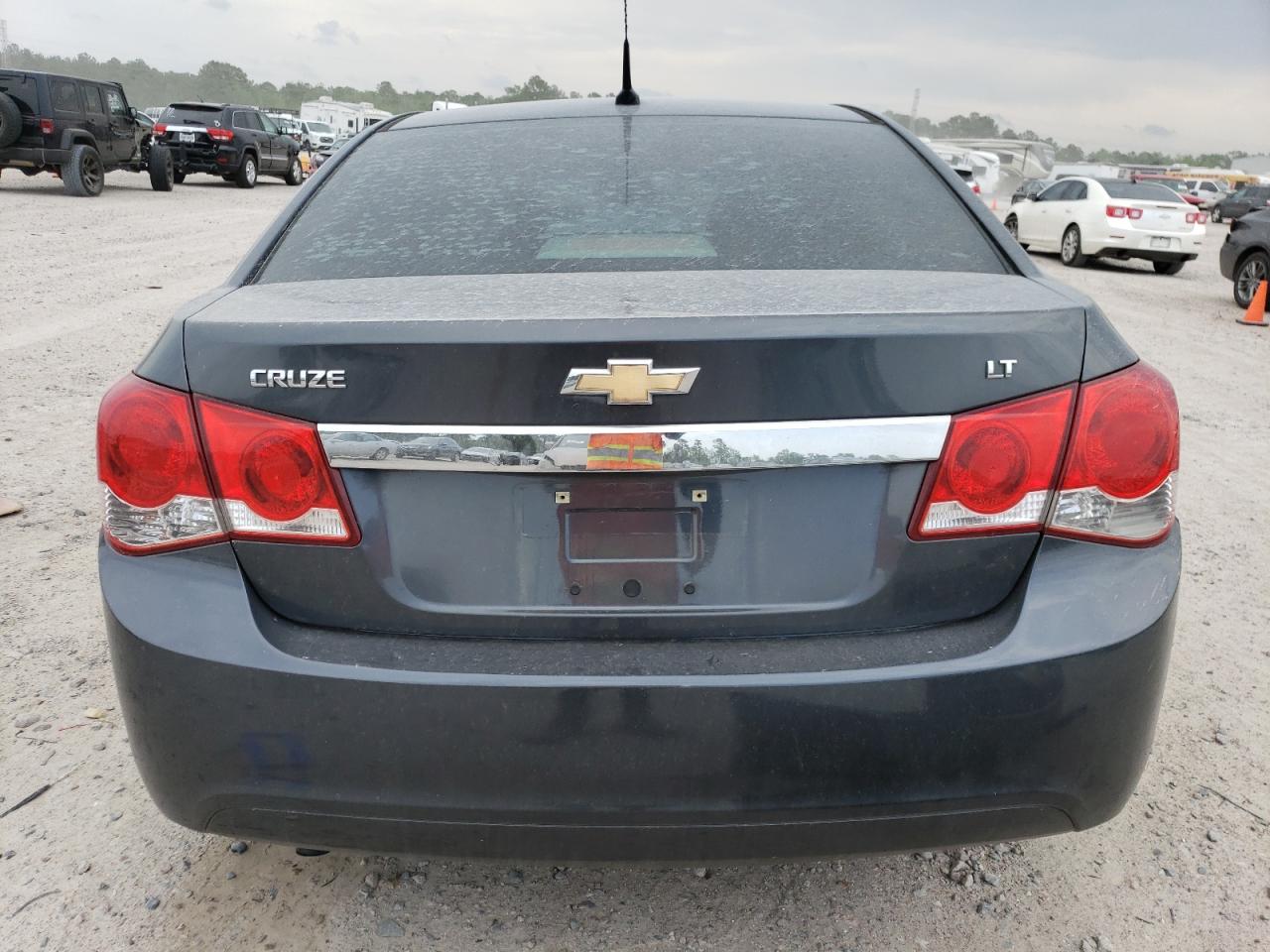 Photo 5 VIN: 1G1PE5SB9D7132336 - CHEVROLET CRUZE 