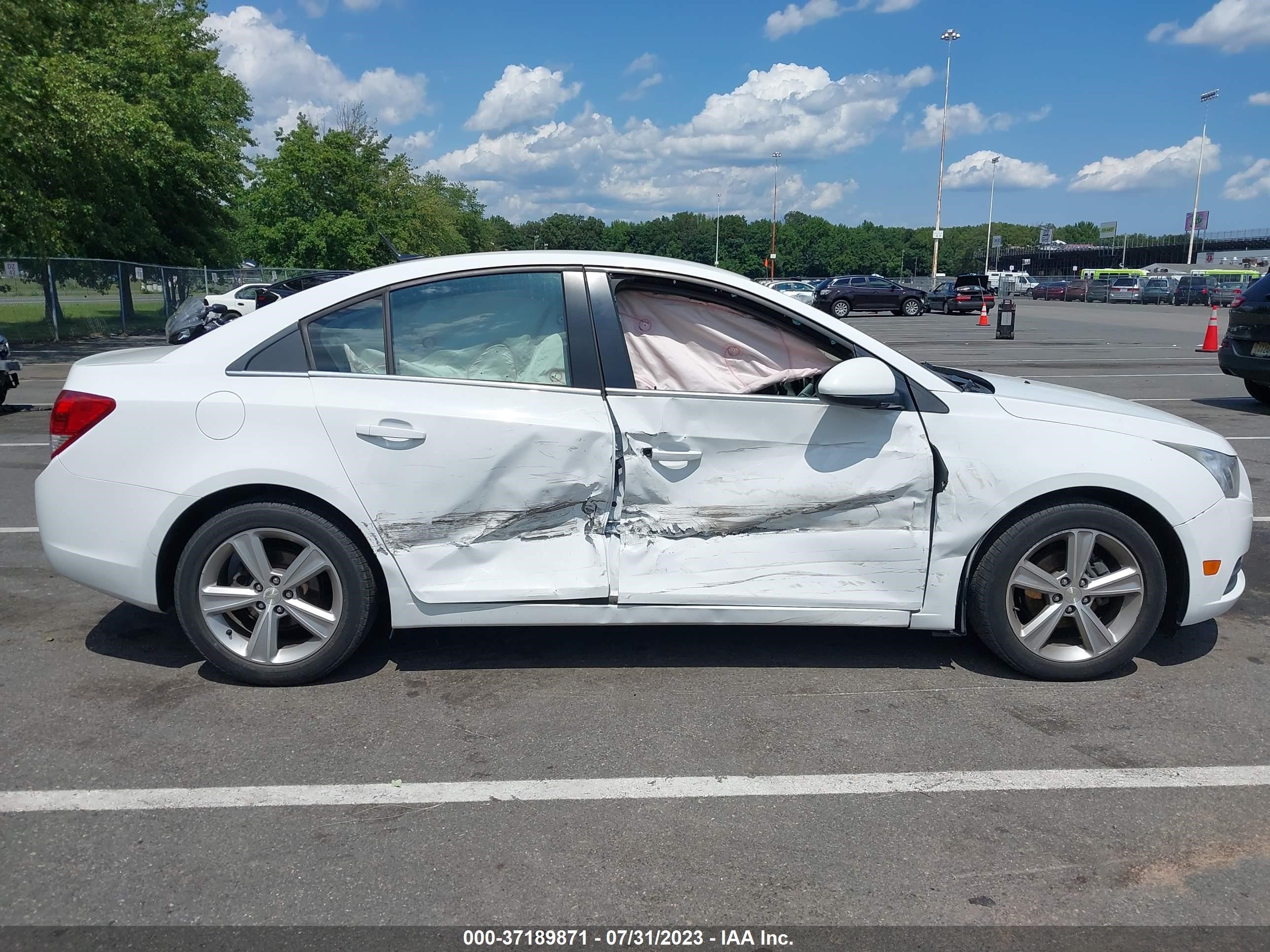 Photo 12 VIN: 1G1PE5SB9E7364341 - CHEVROLET CRUZE 