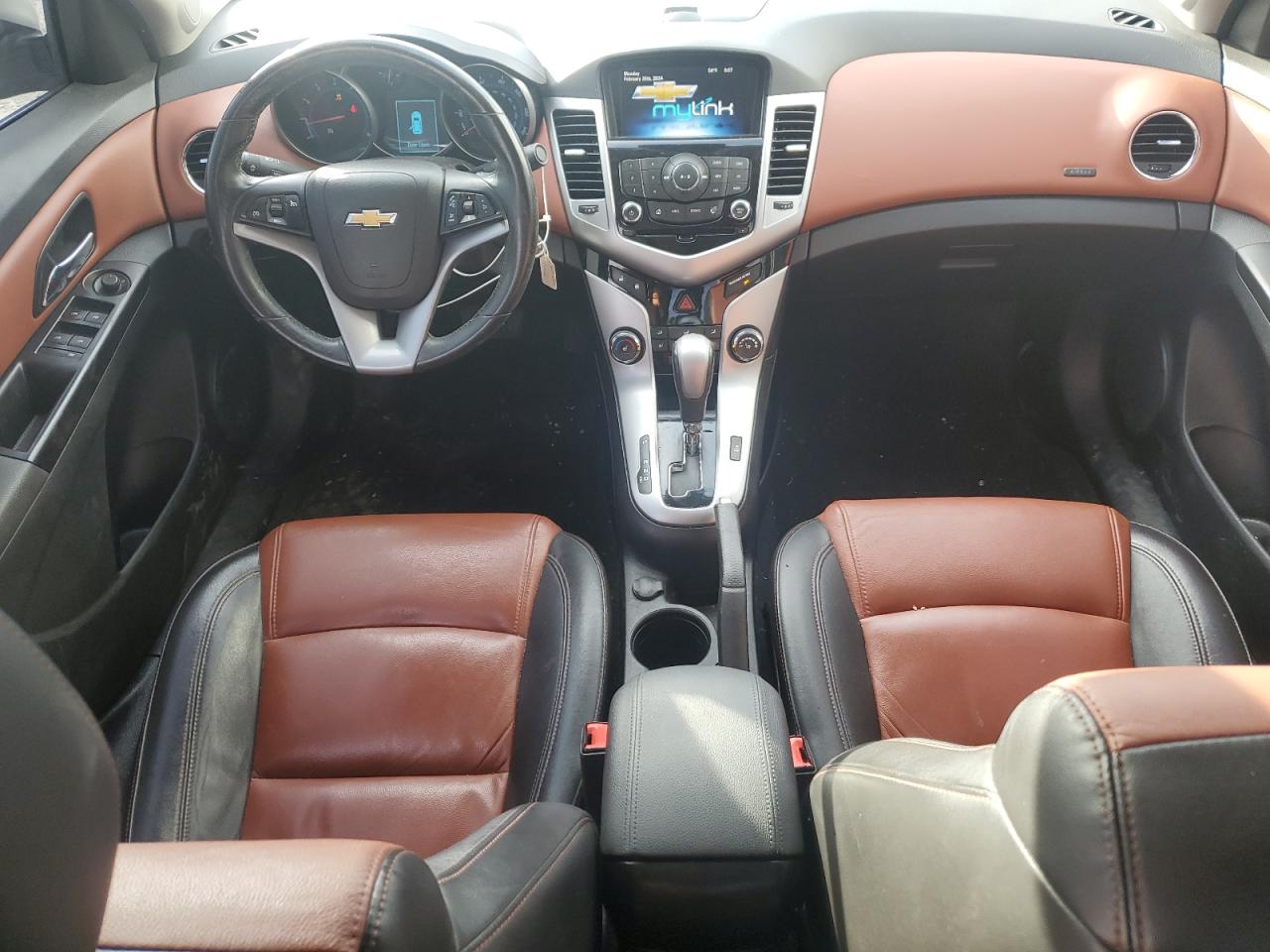 Photo 7 VIN: 1G1PE5SB9E7372018 - CHEVROLET CRUZE 