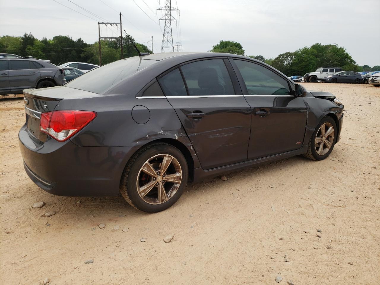 Photo 2 VIN: 1G1PE5SB9E7389031 - CHEVROLET CRUZE 