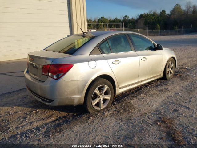 Photo 3 VIN: 1G1PE5SB9E7436011 - CHEVROLET CRUZE 