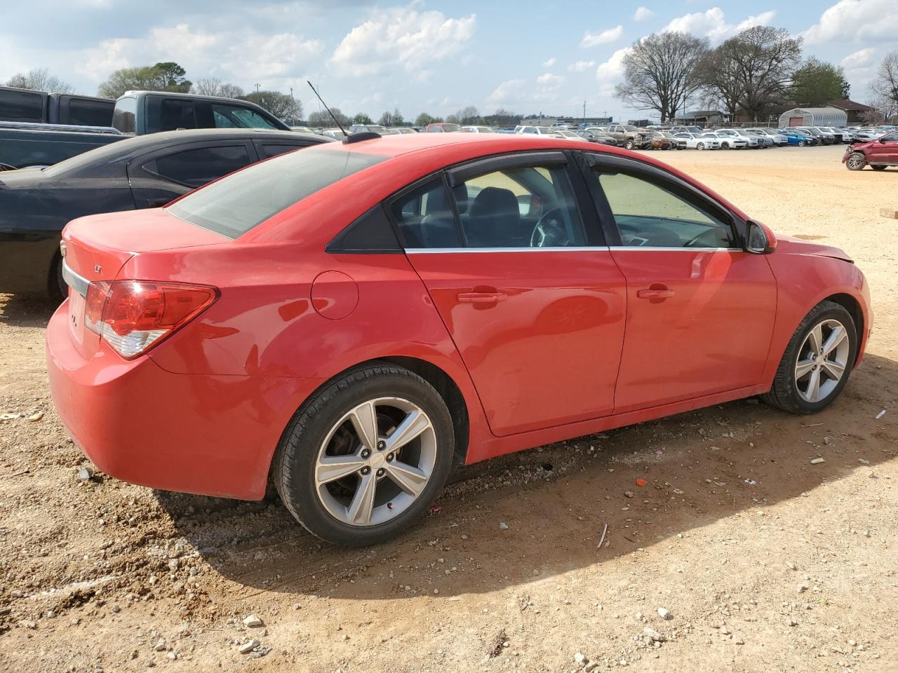 Photo 2 VIN: 1G1PE5SB9F7155425 - CHEVROLET CRUZE 