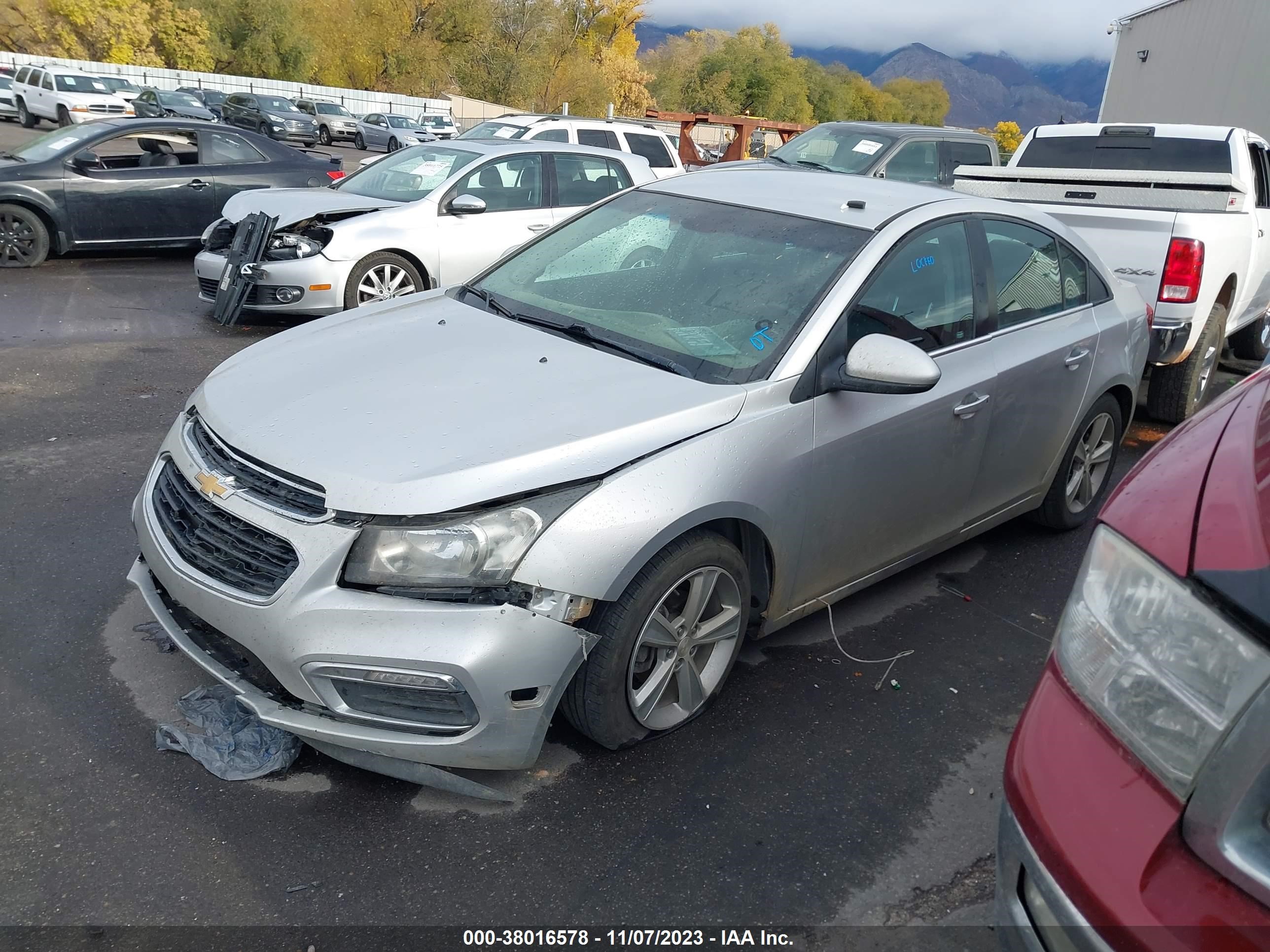 Photo 1 VIN: 1G1PE5SB9F7296415 - CHEVROLET CRUZE 