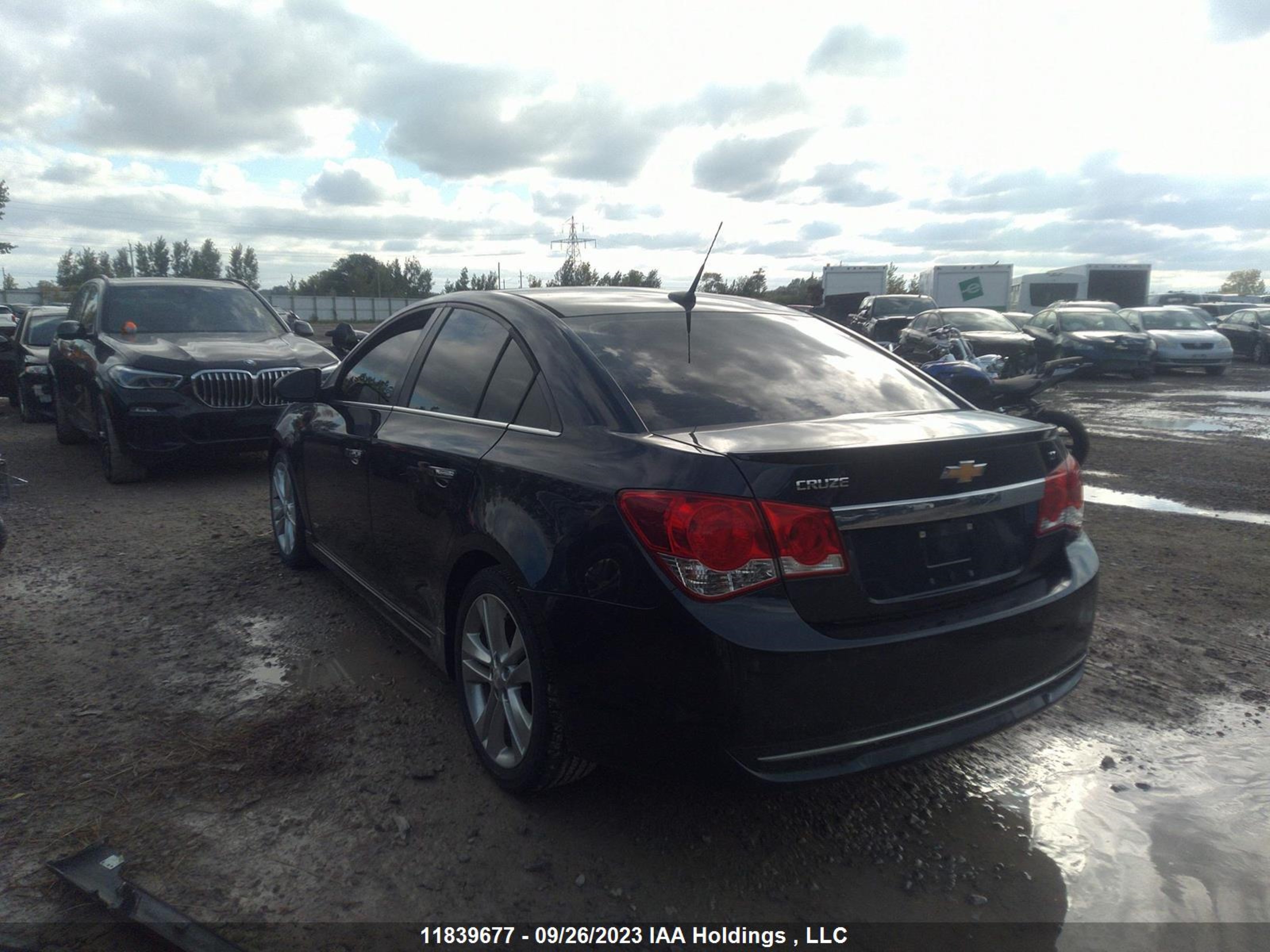 Photo 2 VIN: 1G1PE5SBXE7308294 - CHEVROLET CRUZE 