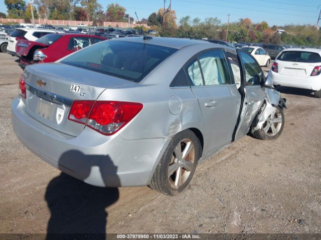 Photo 3 VIN: 1G1PE5SBXE7396909 - CHEVROLET CRUZE 