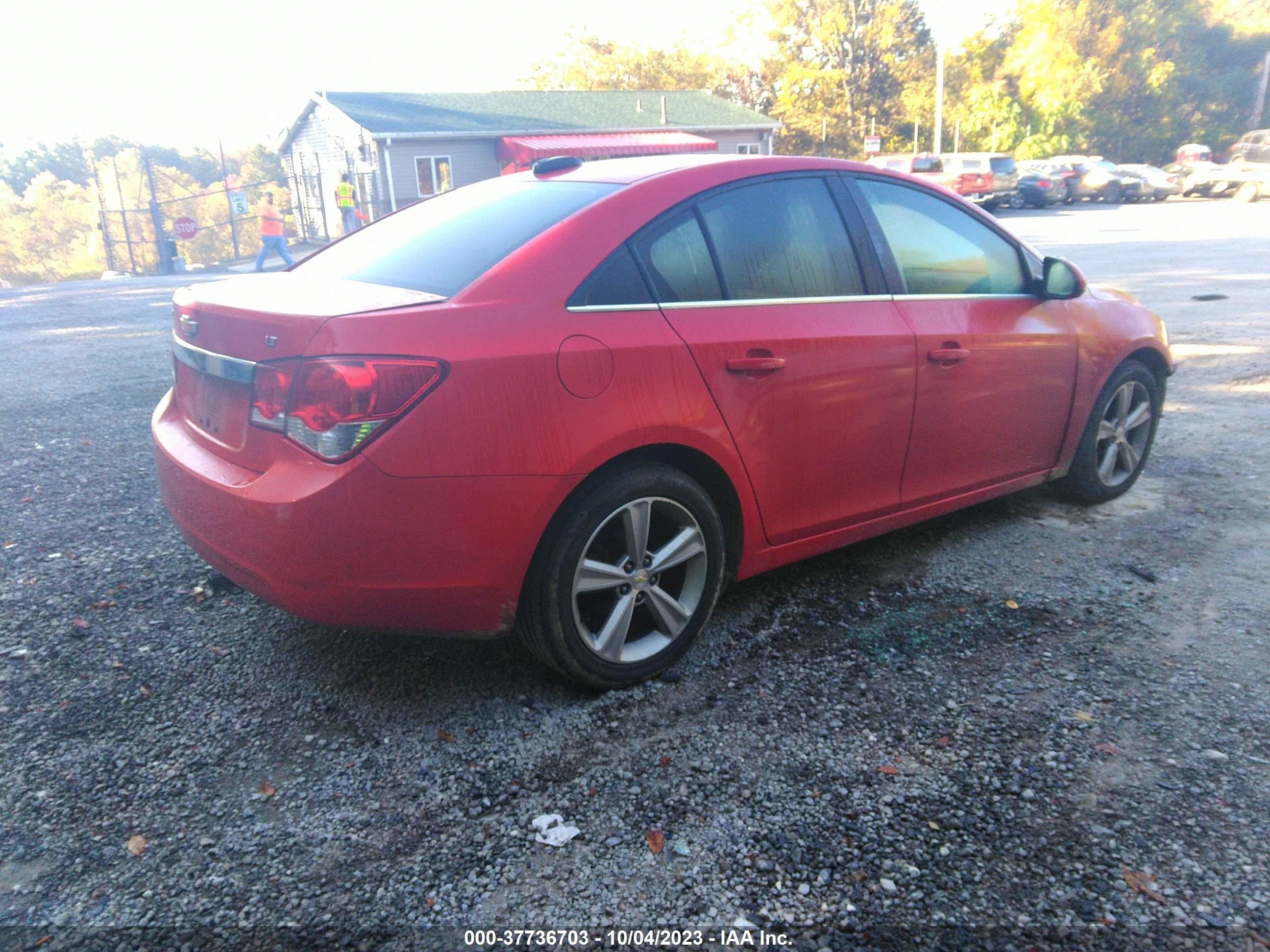 Photo 3 VIN: 1G1PE5SBXF7143087 - CHEVROLET CRUZE 