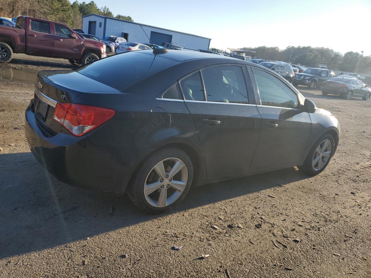 Photo 2 VIN: 1G1PE5SBXF7201389 - CHEVROLET CRUZE 