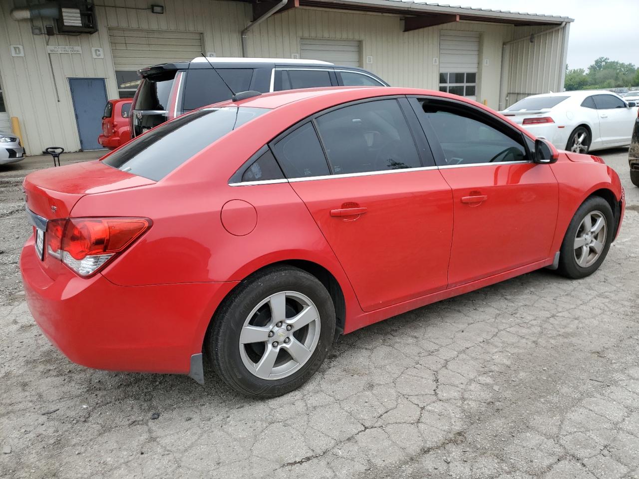 Photo 2 VIN: 1G1PE5SBXG7201720 - CHEVROLET CRUZE 