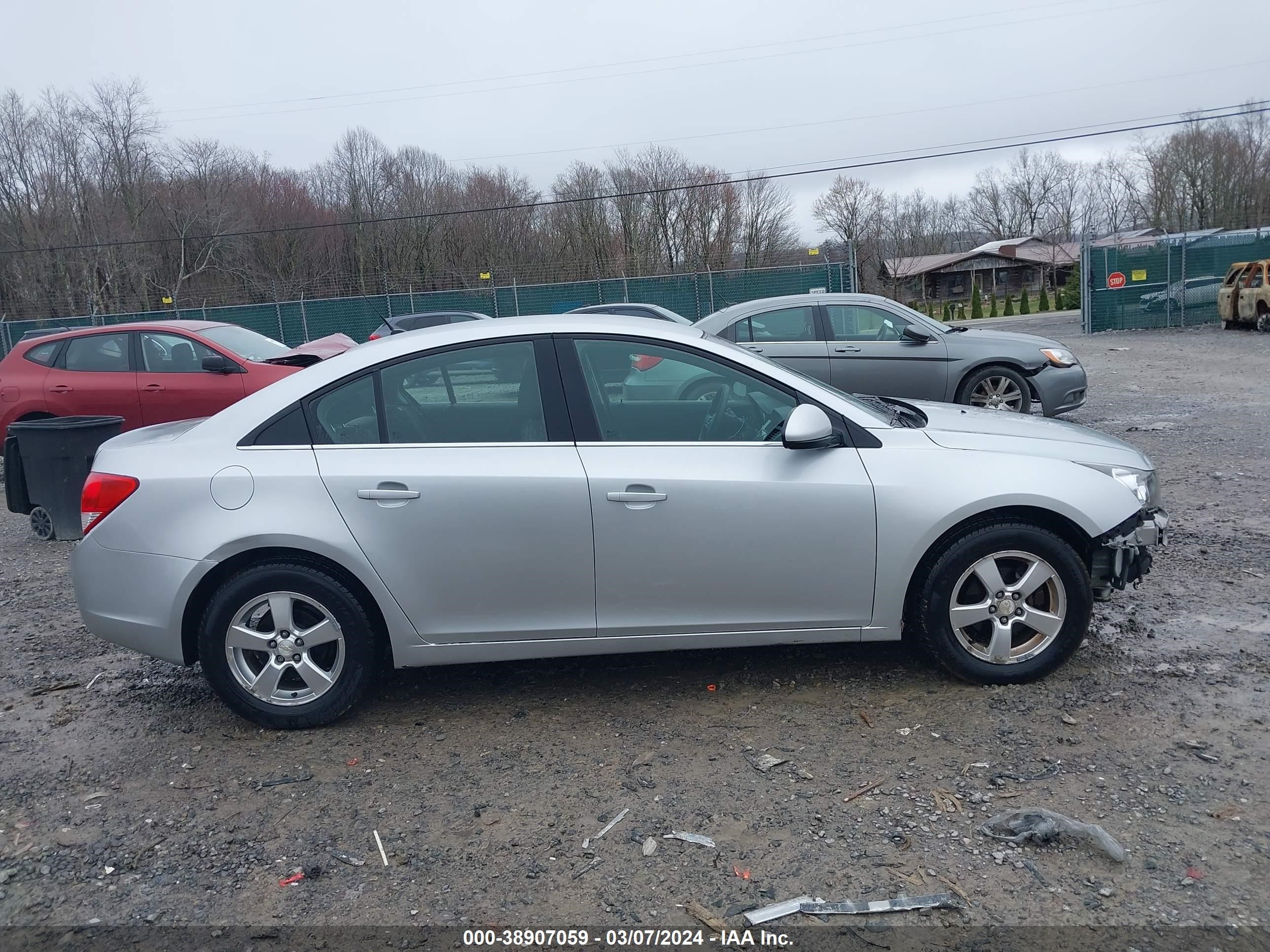 Photo 13 VIN: 1G1PE5SC0C7118381 - CHEVROLET CRUZE 