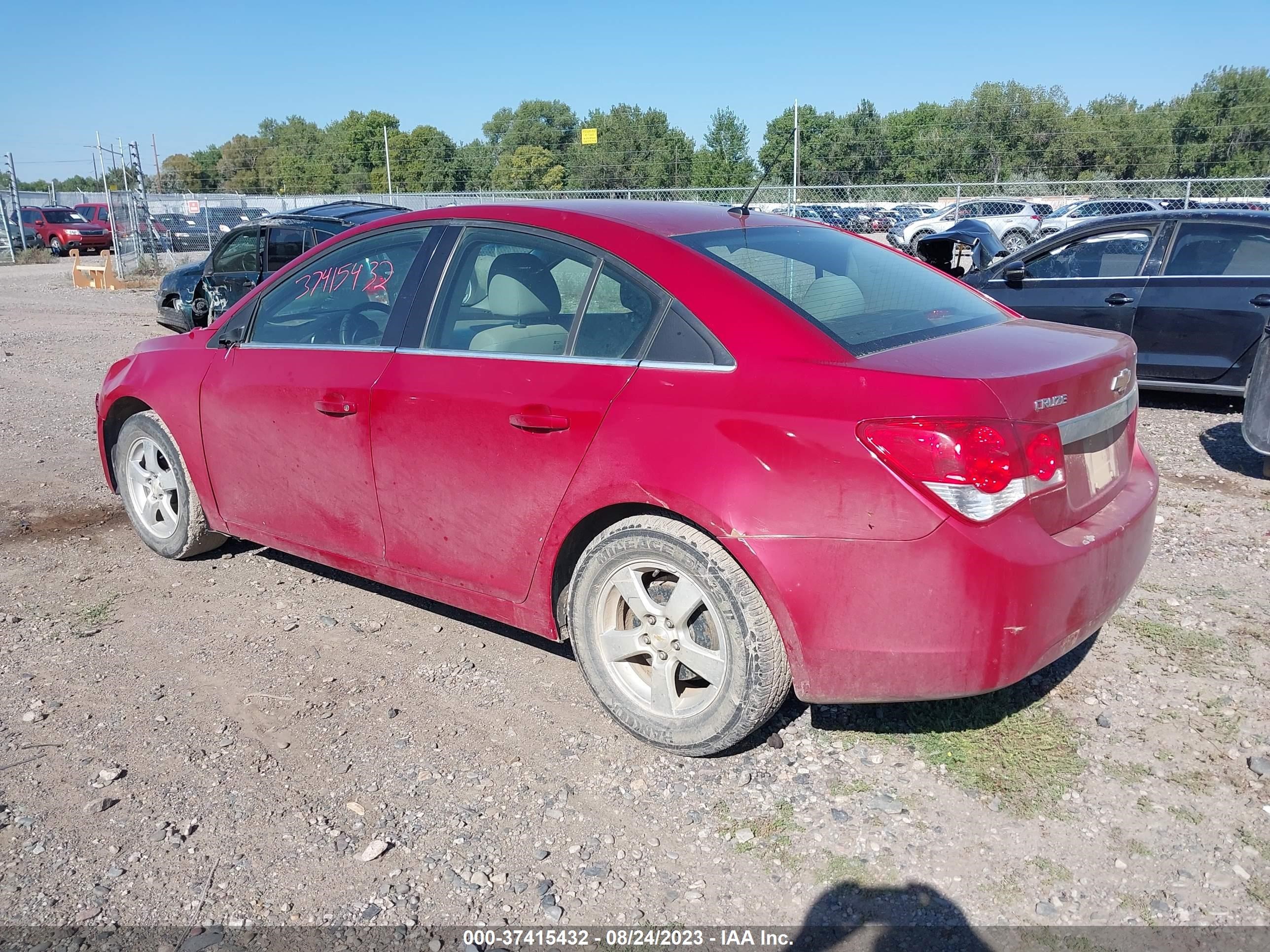 Photo 2 VIN: 1G1PE5SC2C7100433 - CHEVROLET CRUZE 