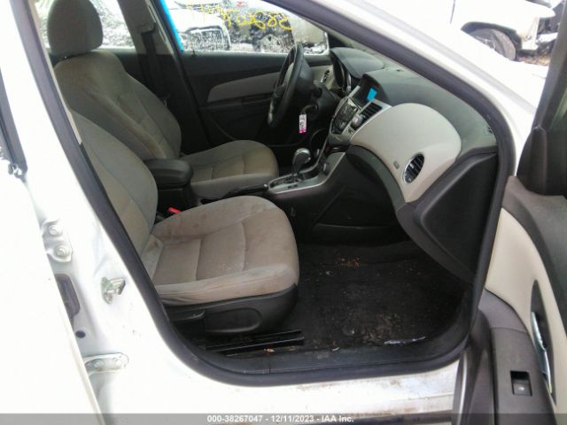 Photo 4 VIN: 1G1PE5SC3C7226185 - CHEVROLET CRUZE 