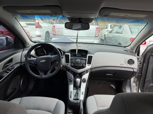 Photo 8 VIN: 1G1PE5SC6C7115162 - CHEVROLET CRUZE LT 