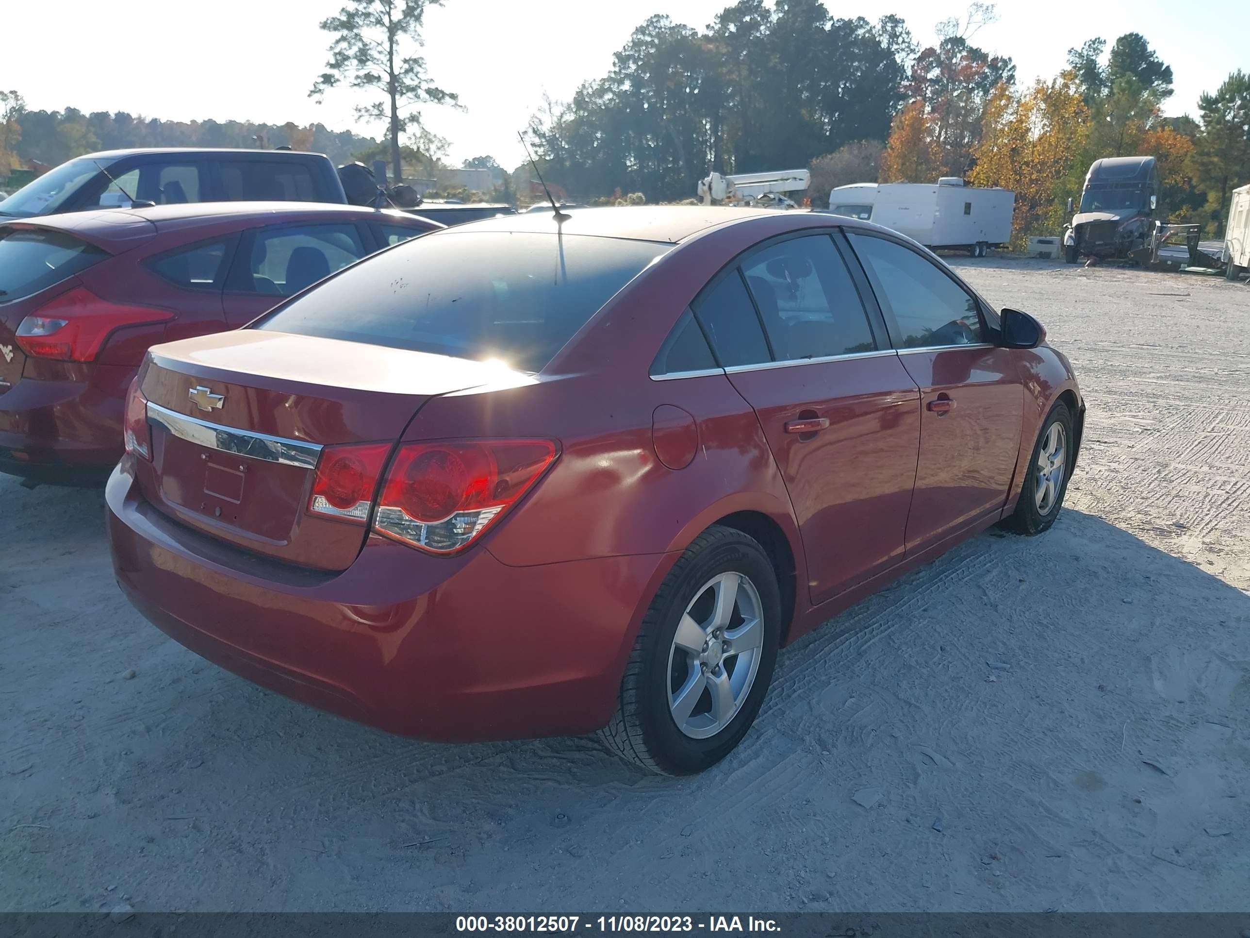 Photo 3 VIN: 1G1PE5SC9C7232489 - CHEVROLET CRUZE 