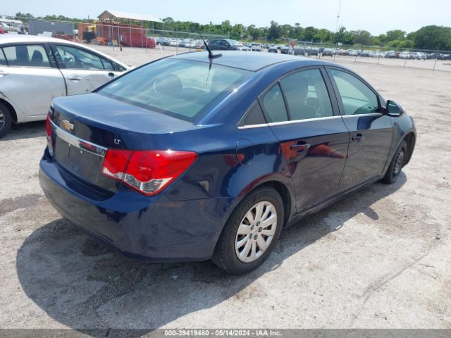 Photo 3 VIN: 1G1PF5S90B7140672 - CHEVROLET CRUZE 