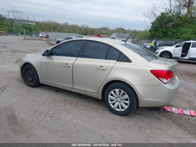 Photo 2 VIN: 1G1PF5S90B7196711 - CHEVROLET CRUZE 