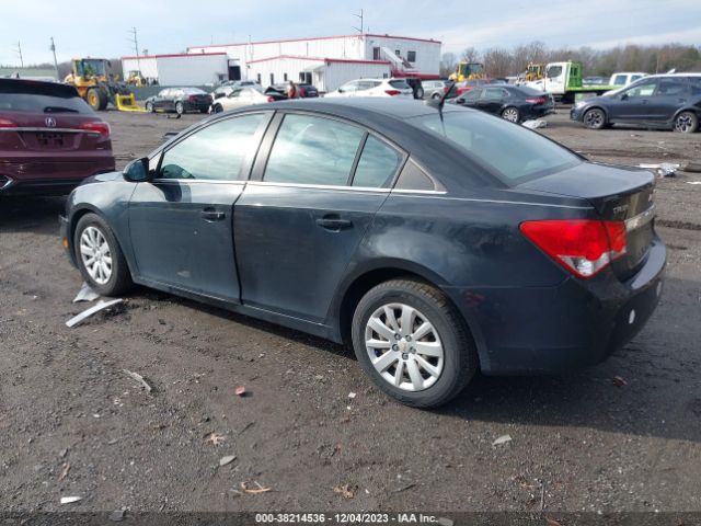 Photo 2 VIN: 1G1PF5S90B7249861 - CHEVROLET CRUZE 