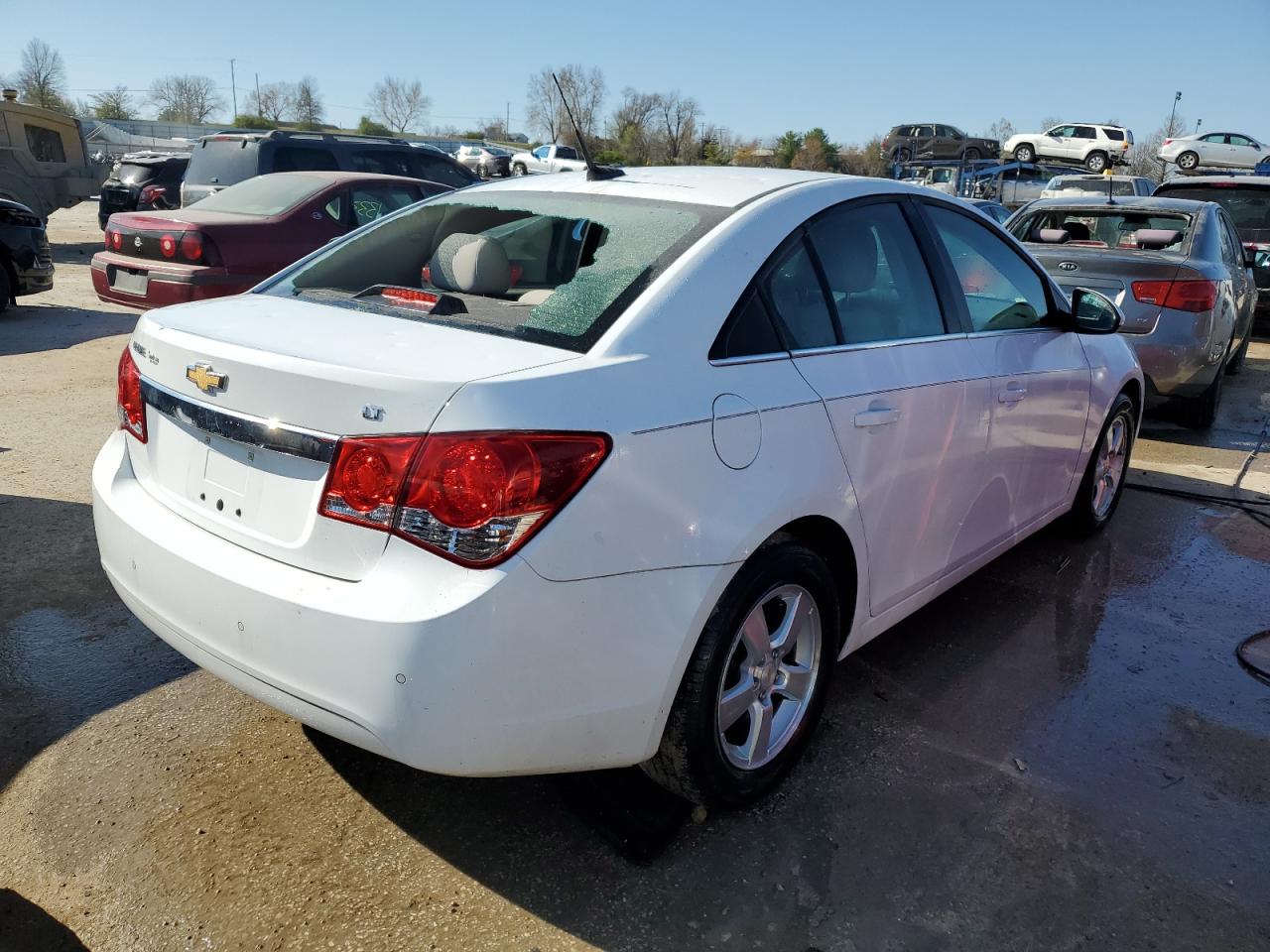 Photo 2 VIN: 1G1PF5S91B7164351 - CHEVROLET CRUZE 