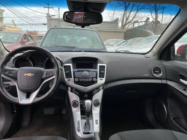 Photo 8 VIN: 1G1PF5S91B7264630 - CHEVROLET CRUZE 