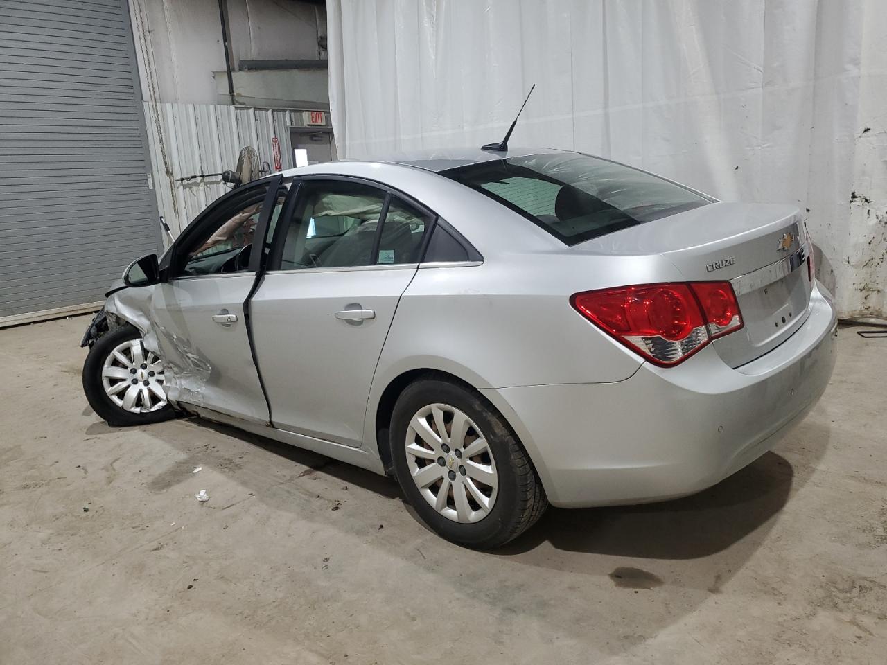 Photo 1 VIN: 1G1PF5S91B7279290 - CHEVROLET CRUZE 