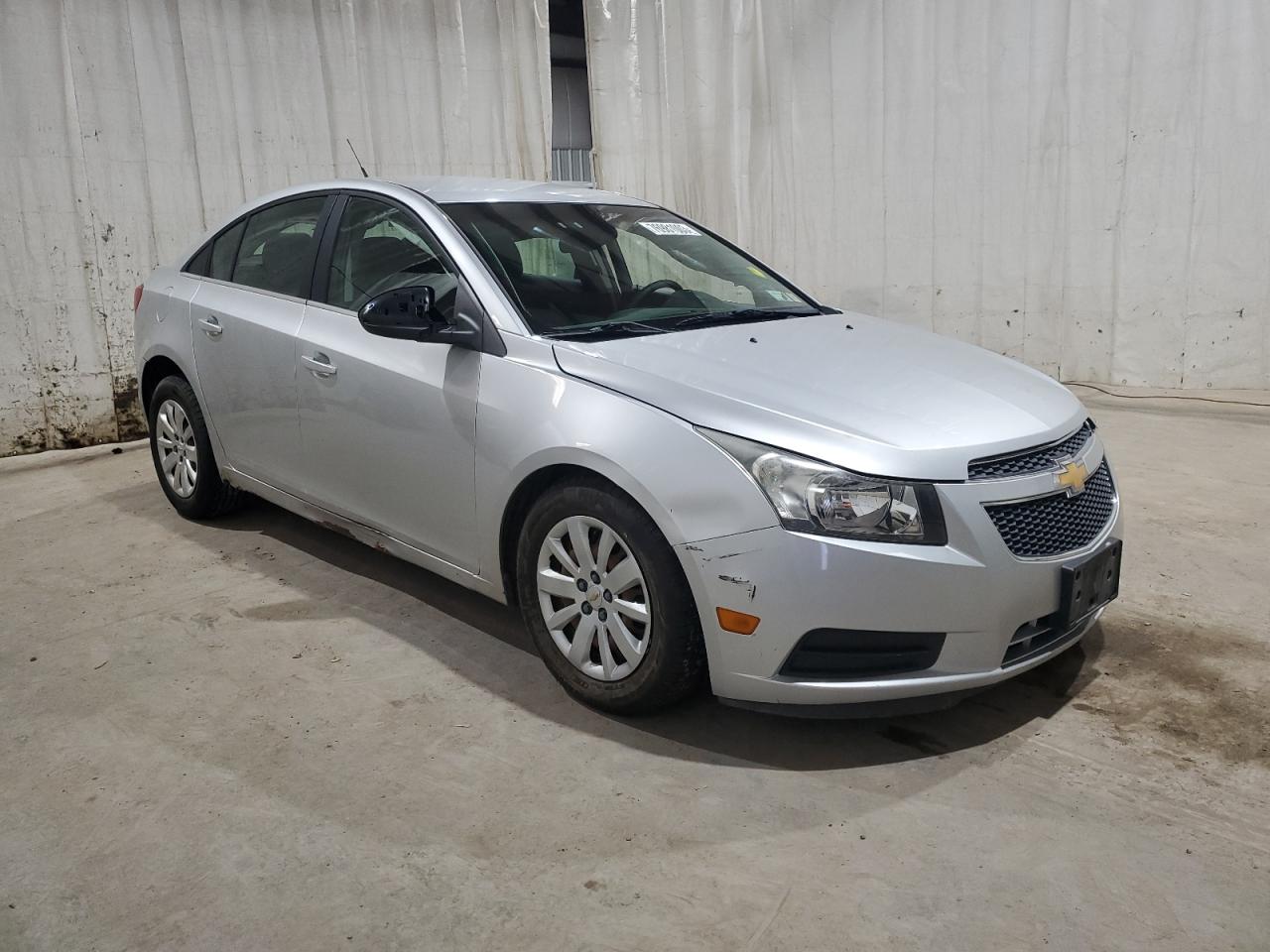 Photo 3 VIN: 1G1PF5S91B7279290 - CHEVROLET CRUZE 