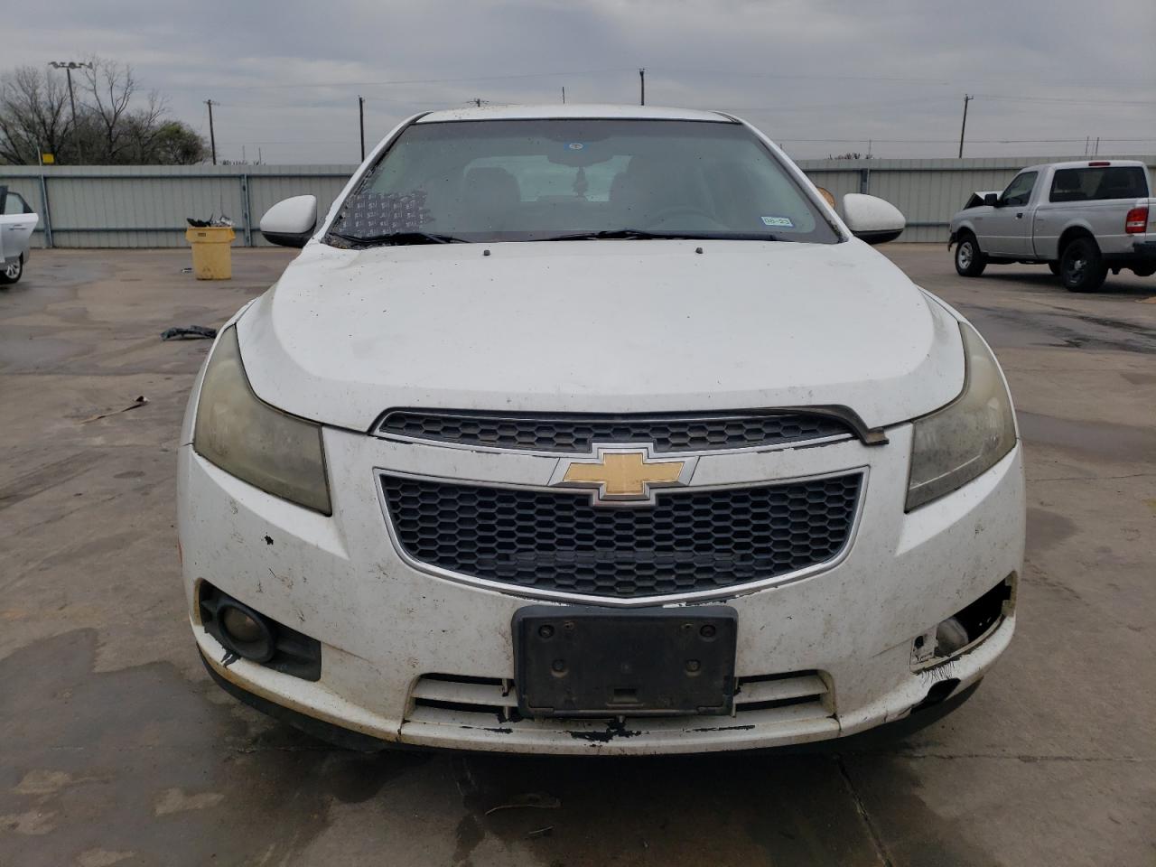 Photo 4 VIN: 1G1PF5S91B7279323 - CHEVROLET CRUZE 