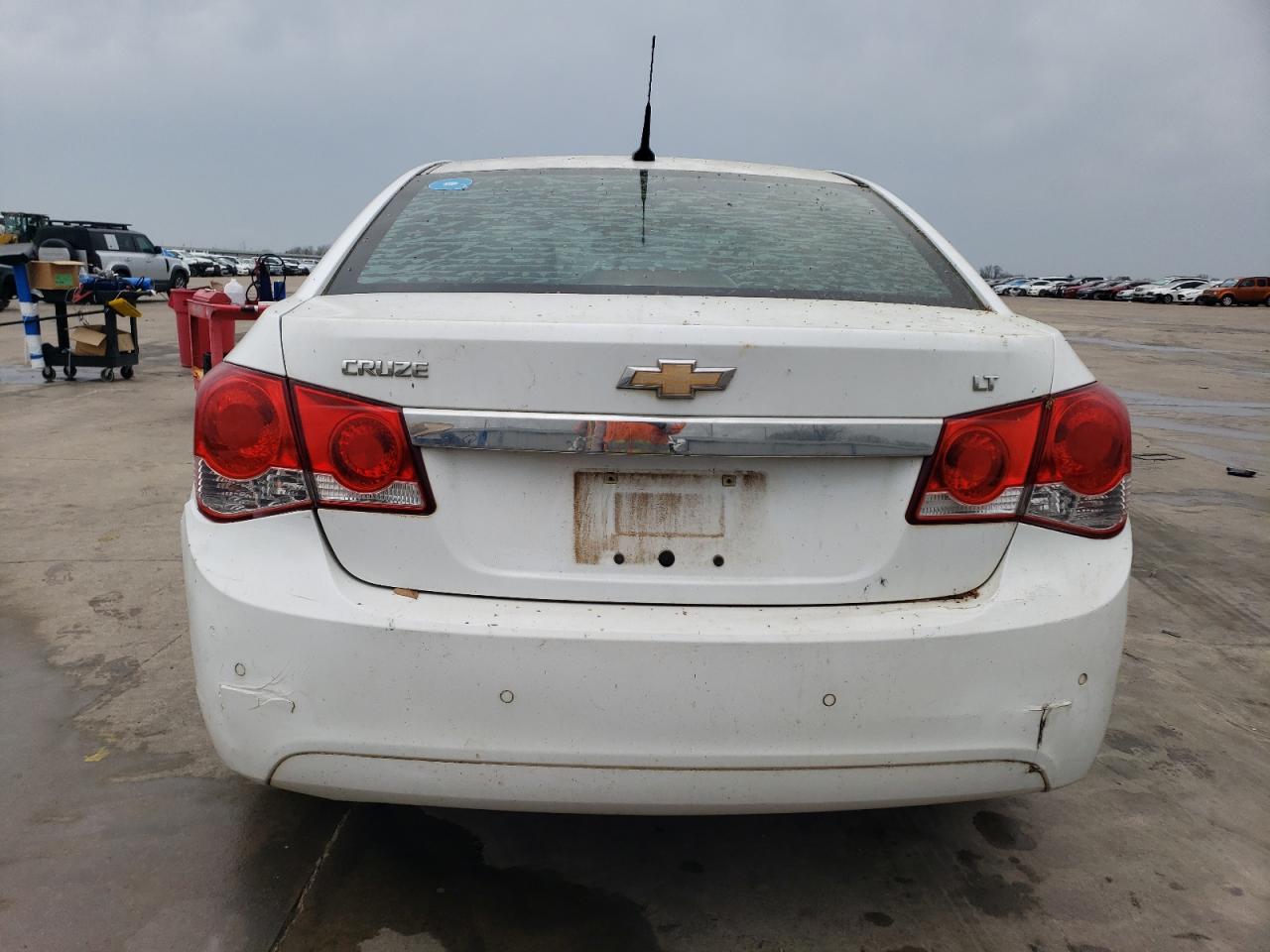 Photo 5 VIN: 1G1PF5S91B7279323 - CHEVROLET CRUZE 