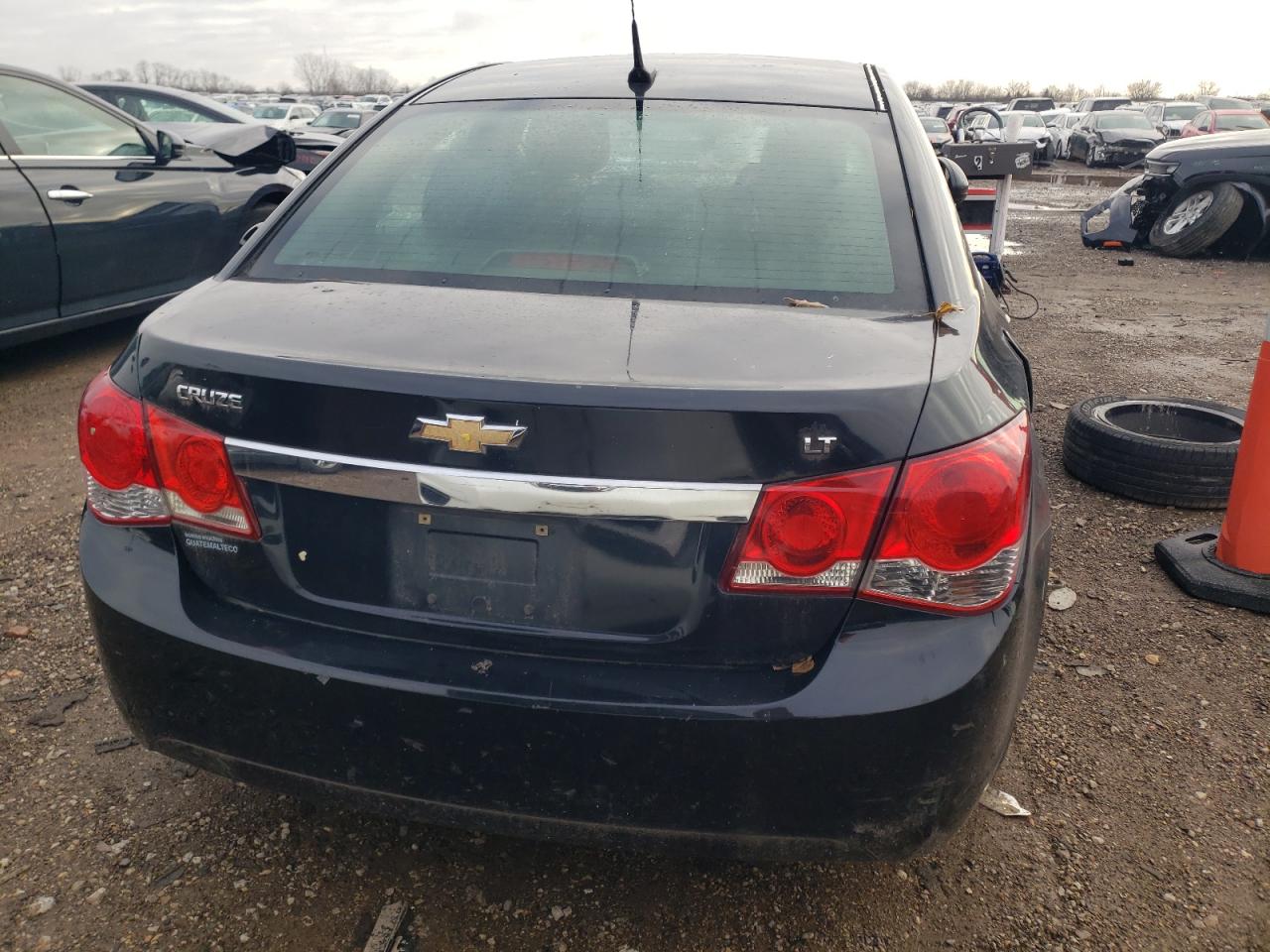 Photo 5 VIN: 1G1PF5S92B7121881 - CHEVROLET CRUZE 