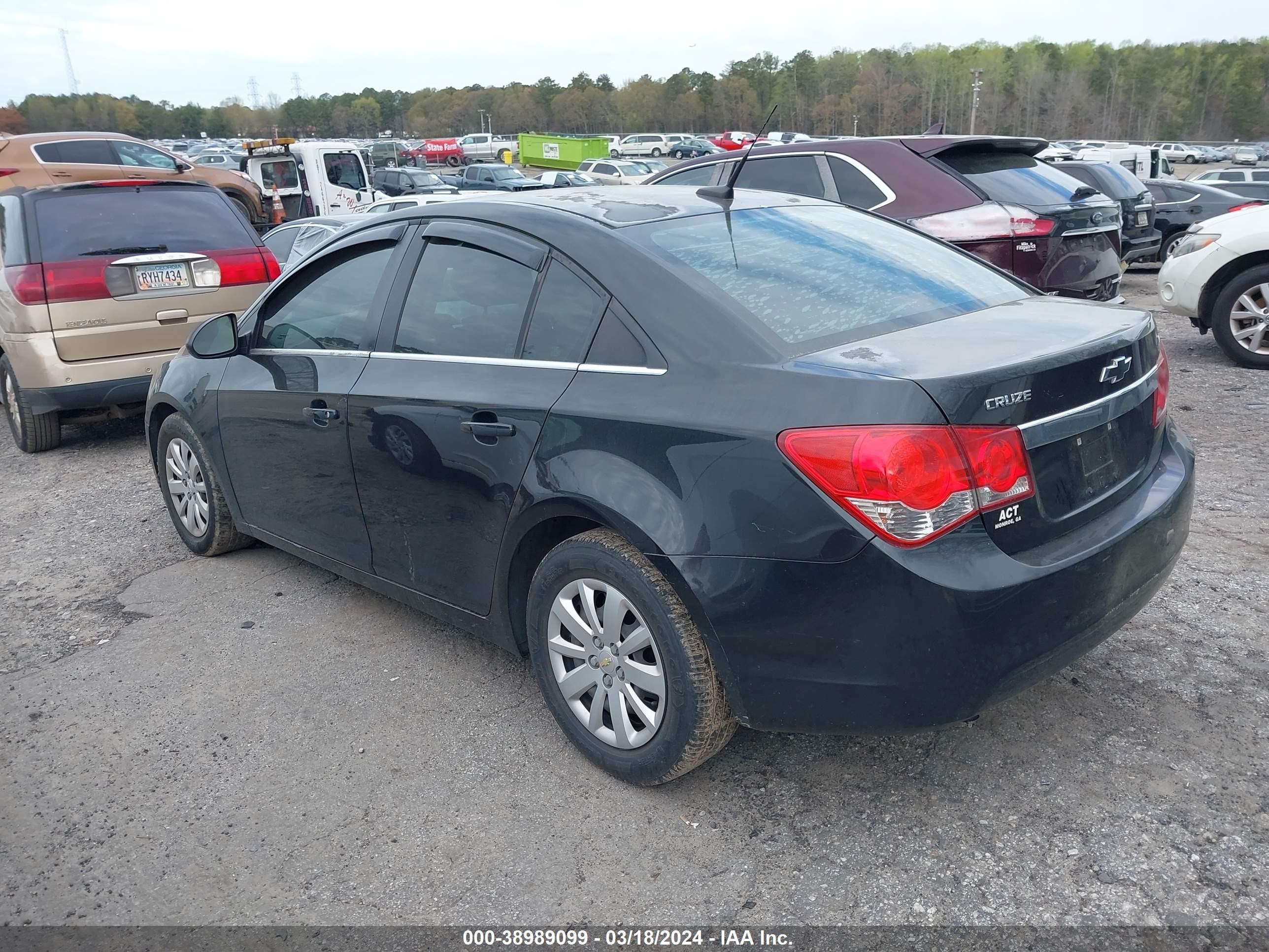 Photo 2 VIN: 1G1PF5S92B7139541 - CHEVROLET CRUZE 