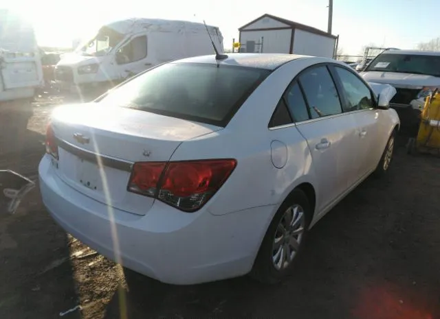 Photo 3 VIN: 1G1PF5S92B7246847 - CHEVROLET CRUZE 