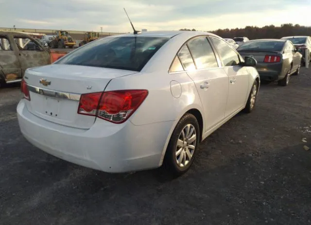 Photo 3 VIN: 1G1PF5S93B7121081 - CHEVROLET CRUZE 