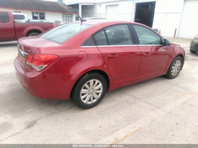 Photo 3 VIN: 1G1PF5S94B7136463 - CHEVROLET CRUZE 