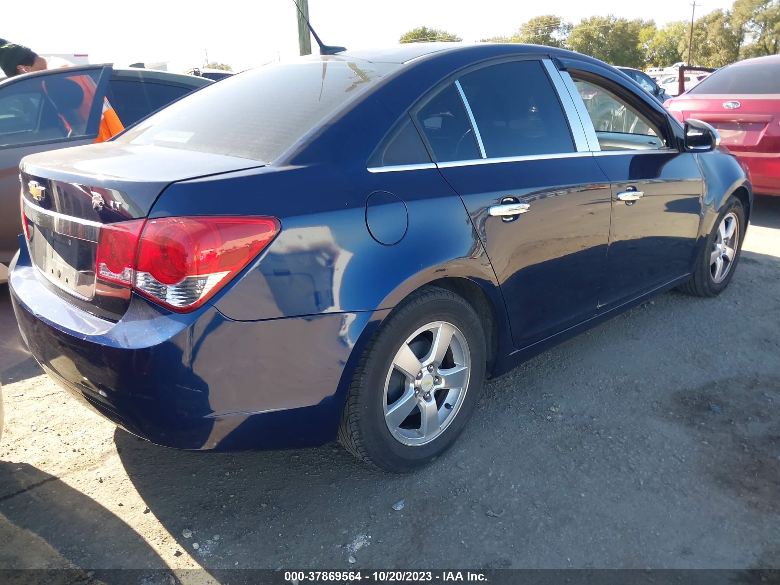 Photo 3 VIN: 1G1PF5S94B7156437 - CHEVROLET CRUZE 