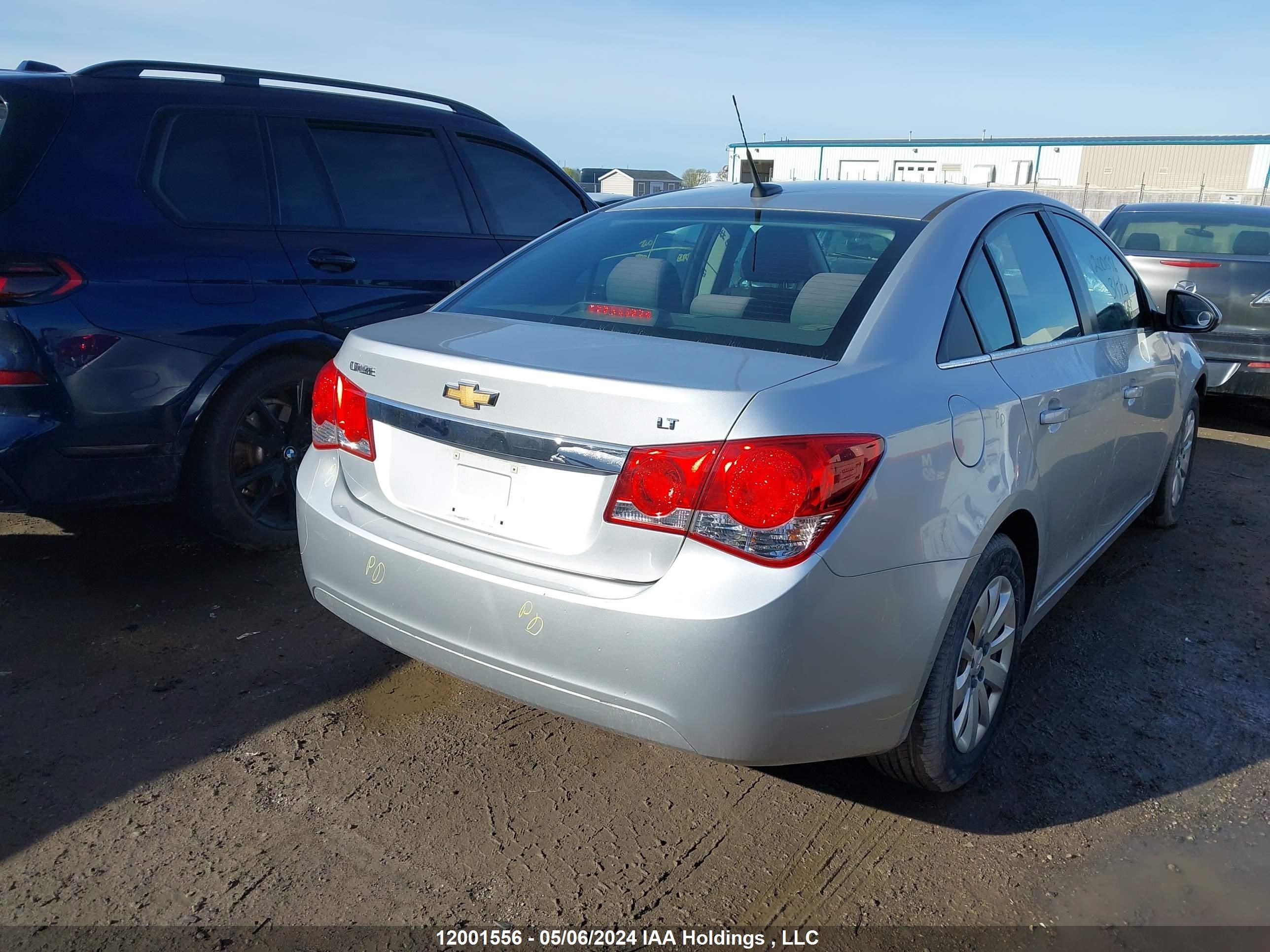 Photo 3 VIN: 1G1PF5S94B7204938 - CHEVROLET CRUZE 