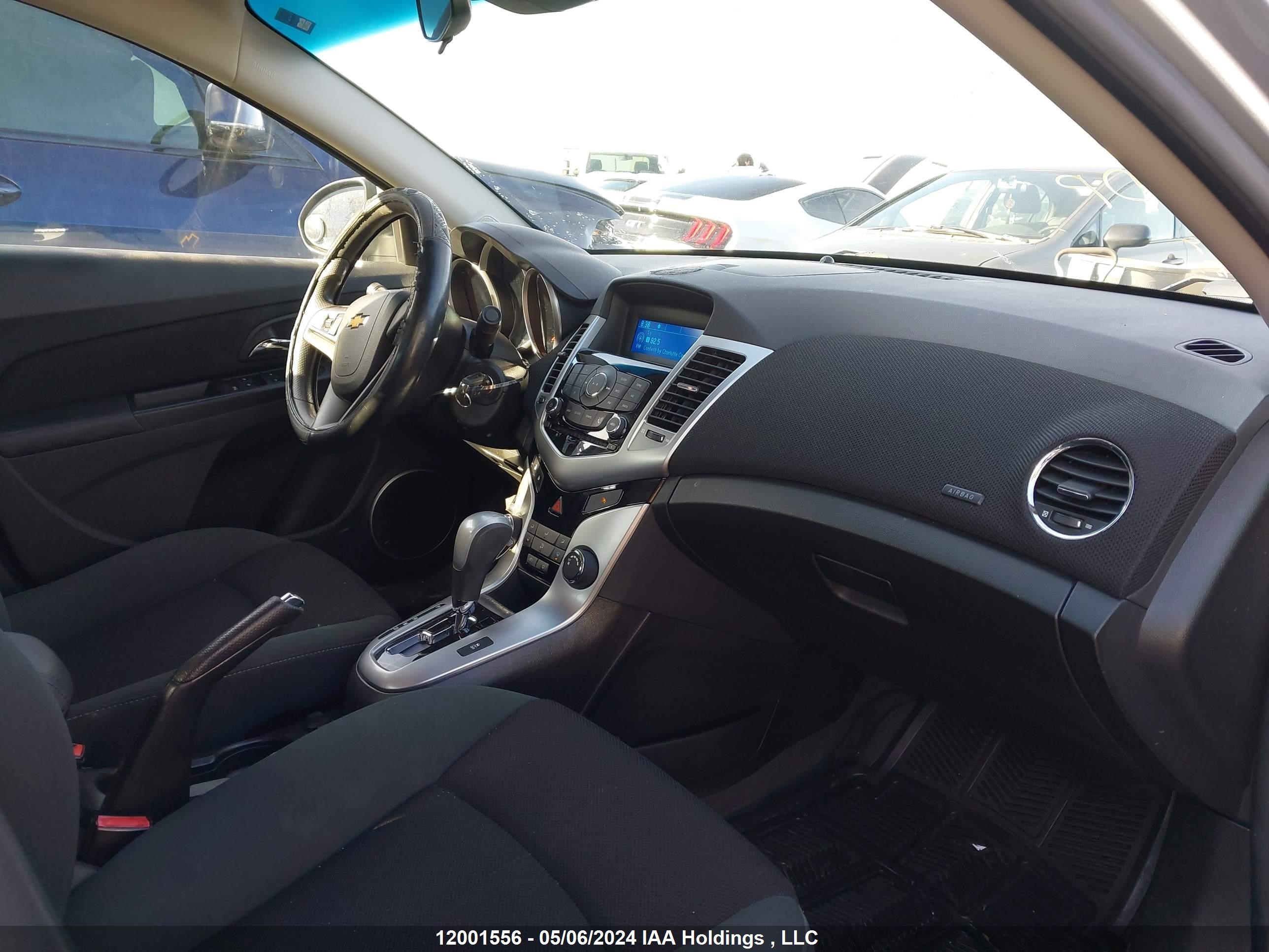 Photo 4 VIN: 1G1PF5S94B7204938 - CHEVROLET CRUZE 