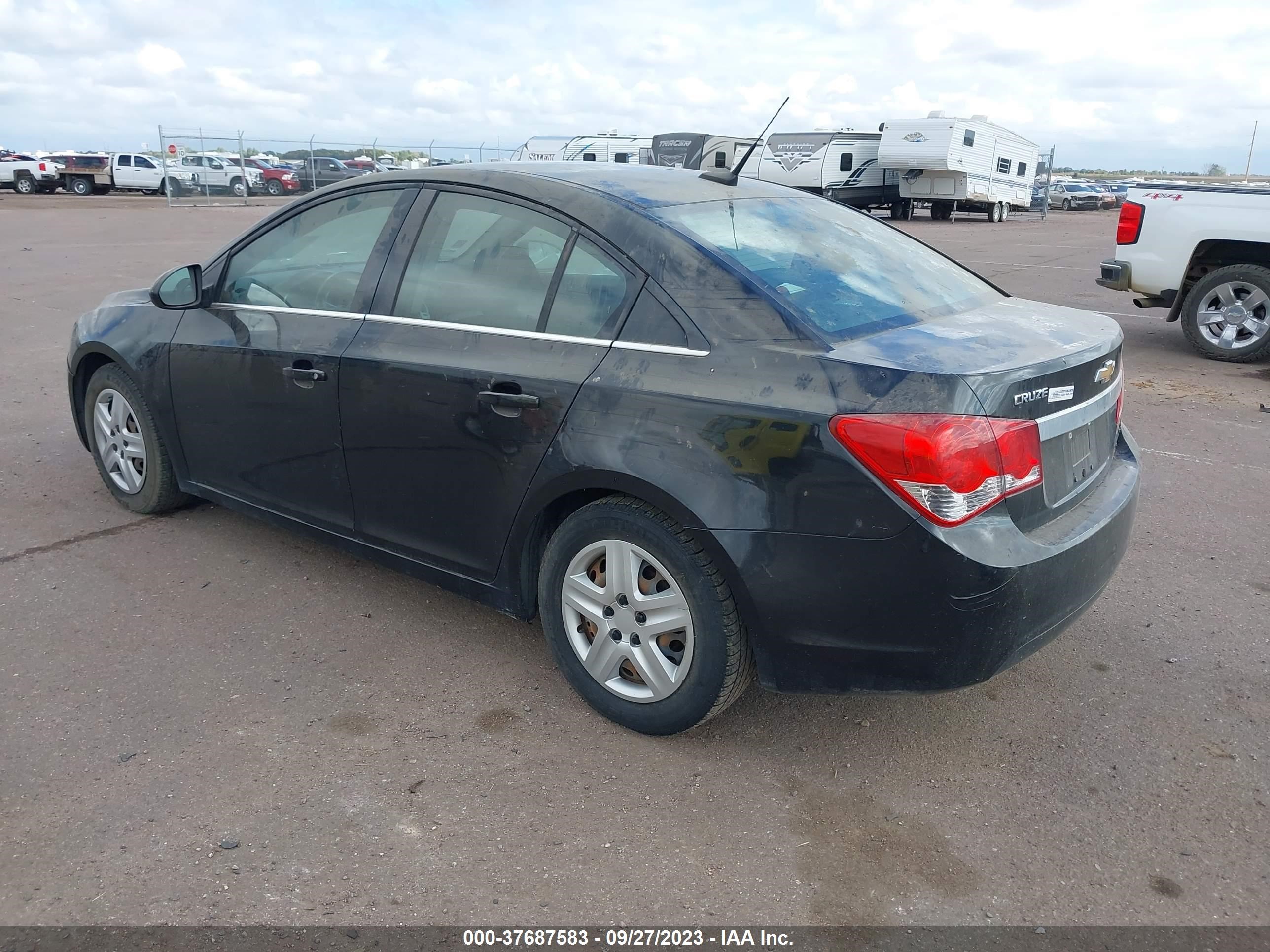 Photo 2 VIN: 1G1PF5S97B7154178 - CHEVROLET CRUZE 