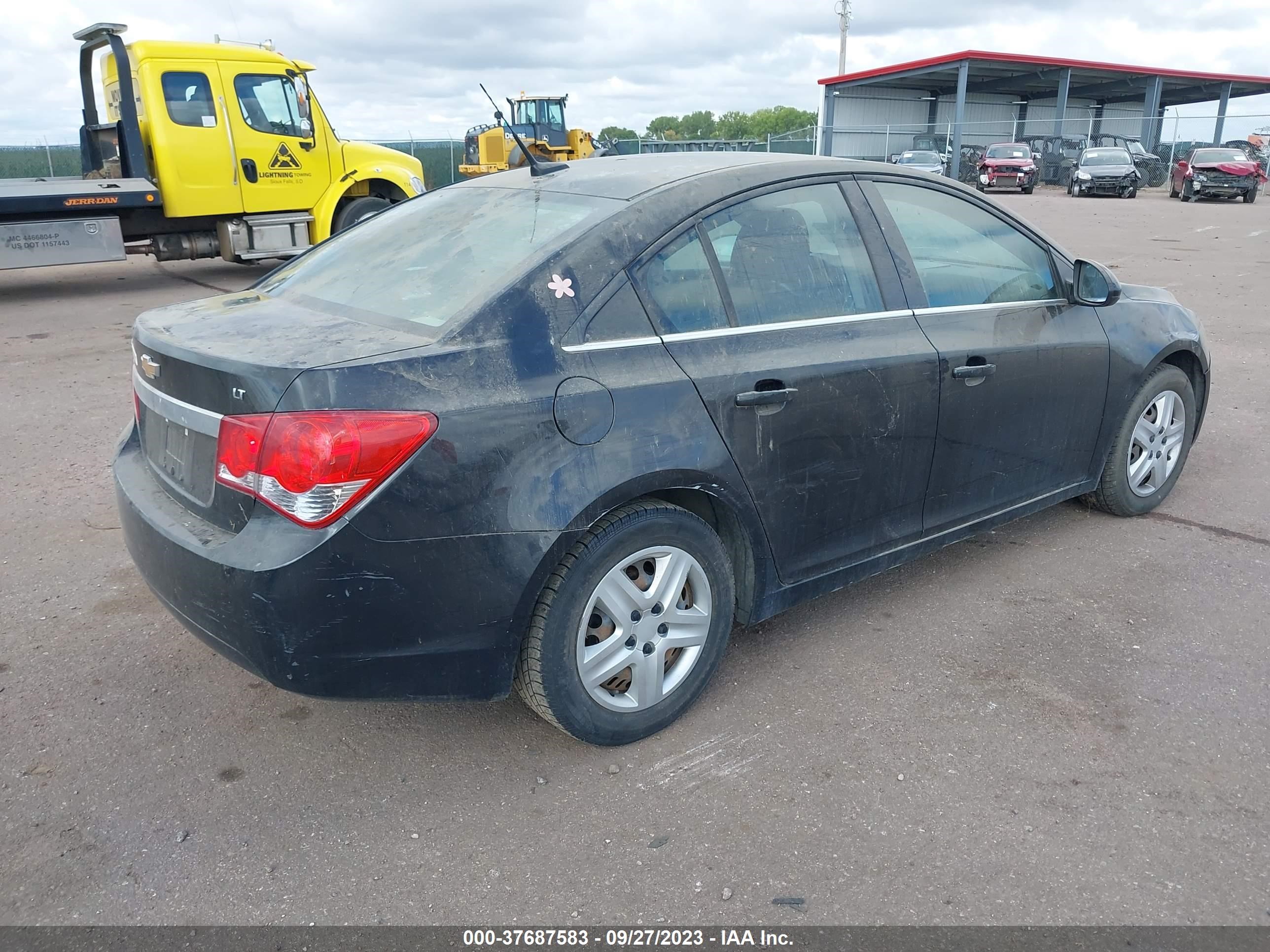 Photo 3 VIN: 1G1PF5S97B7154178 - CHEVROLET CRUZE 