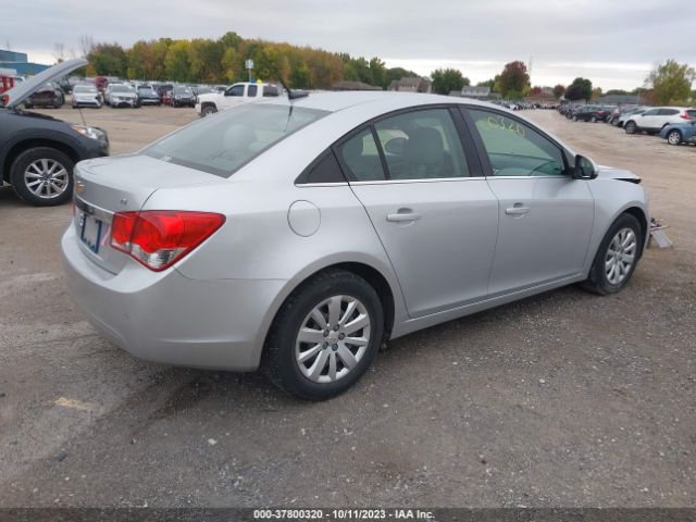 Photo 3 VIN: 1G1PF5S97B7203895 - CHEVROLET CRUZE 