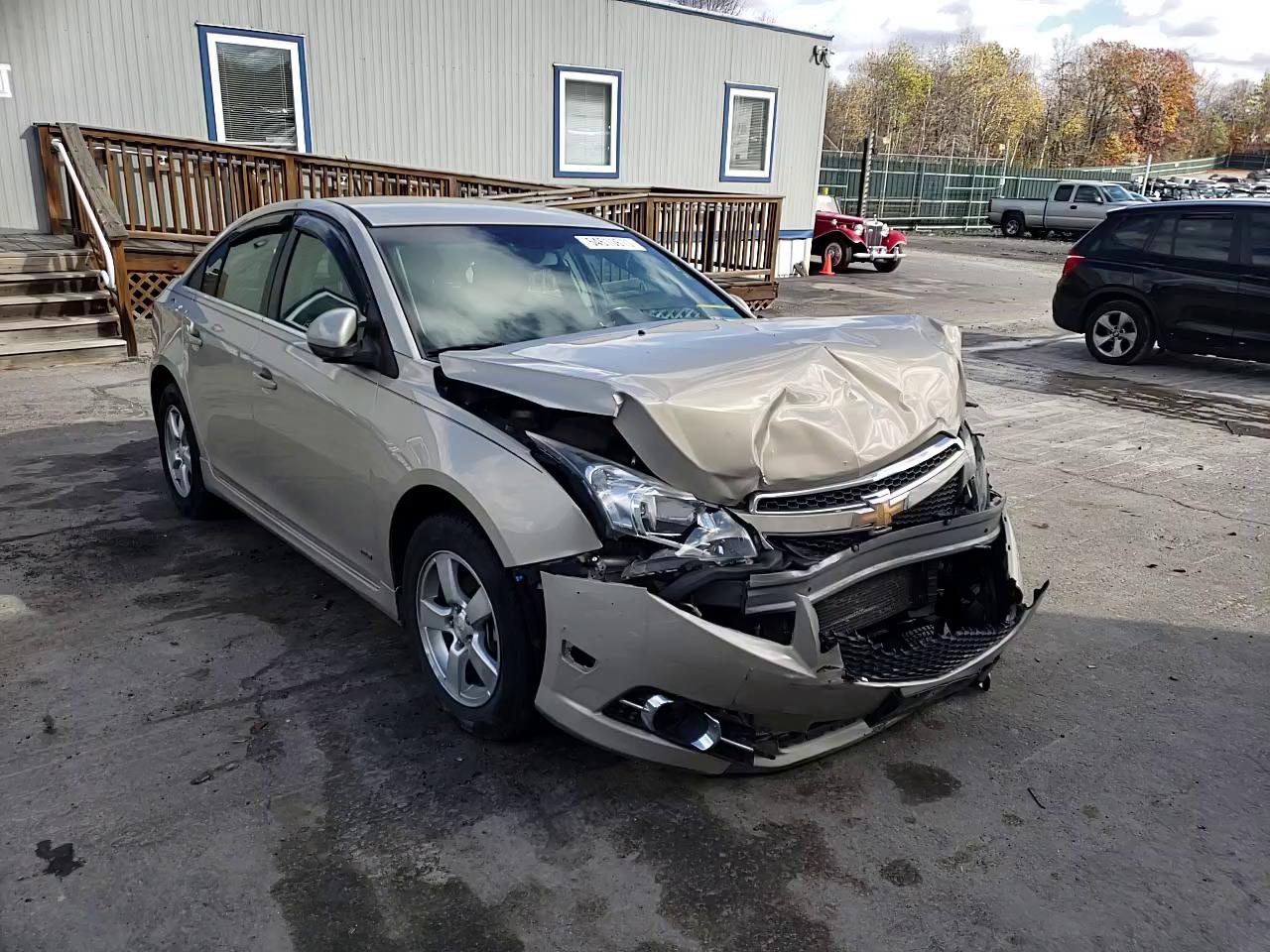 Photo 10 VIN: 1G1PF5S98B7218227 - CHEVROLET CRUZE LT 