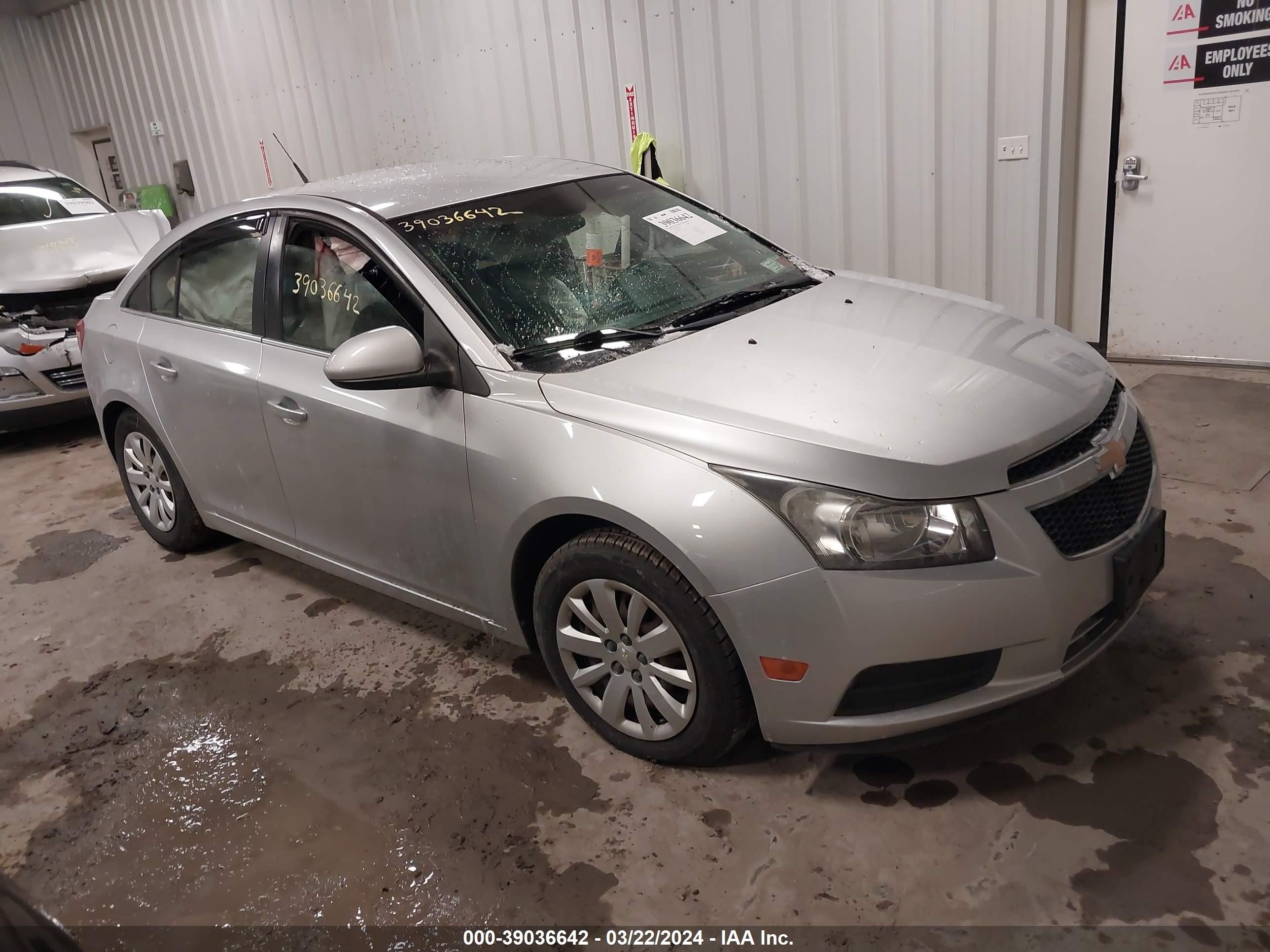 Photo 0 VIN: 1G1PF5S98B7272241 - CHEVROLET CRUZE 