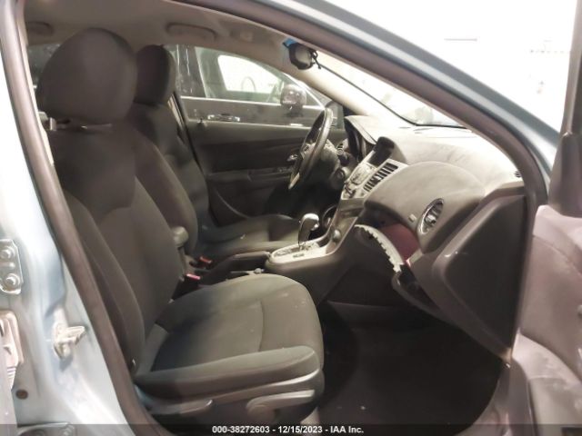 Photo 4 VIN: 1G1PF5S9XB7167099 - CHEVROLET CRUZE 