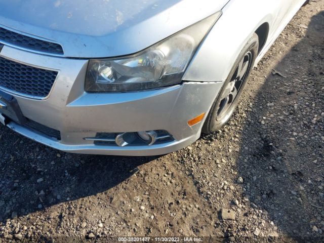 Photo 5 VIN: 1G1PF5S9XB7266358 - CHEVROLET CRUZE 