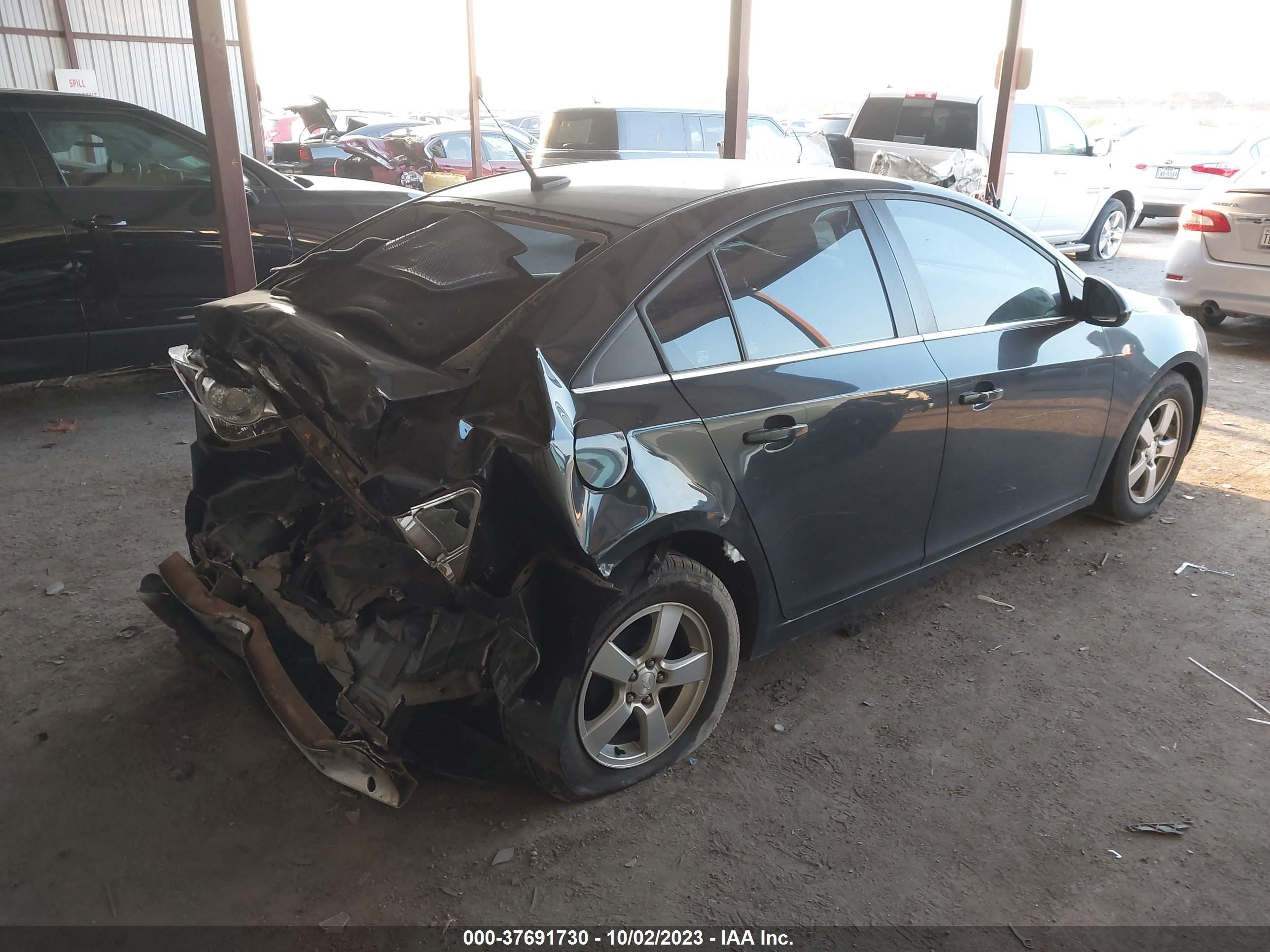 Photo 3 VIN: 1G1PF5SC0C7247136 - CHEVROLET CRUZE 