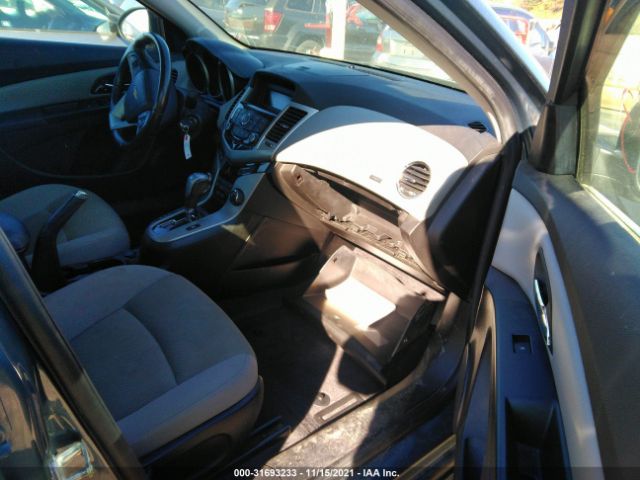 Photo 4 VIN: 1G1PF5SC2C7311001 - CHEVROLET CRUZE 