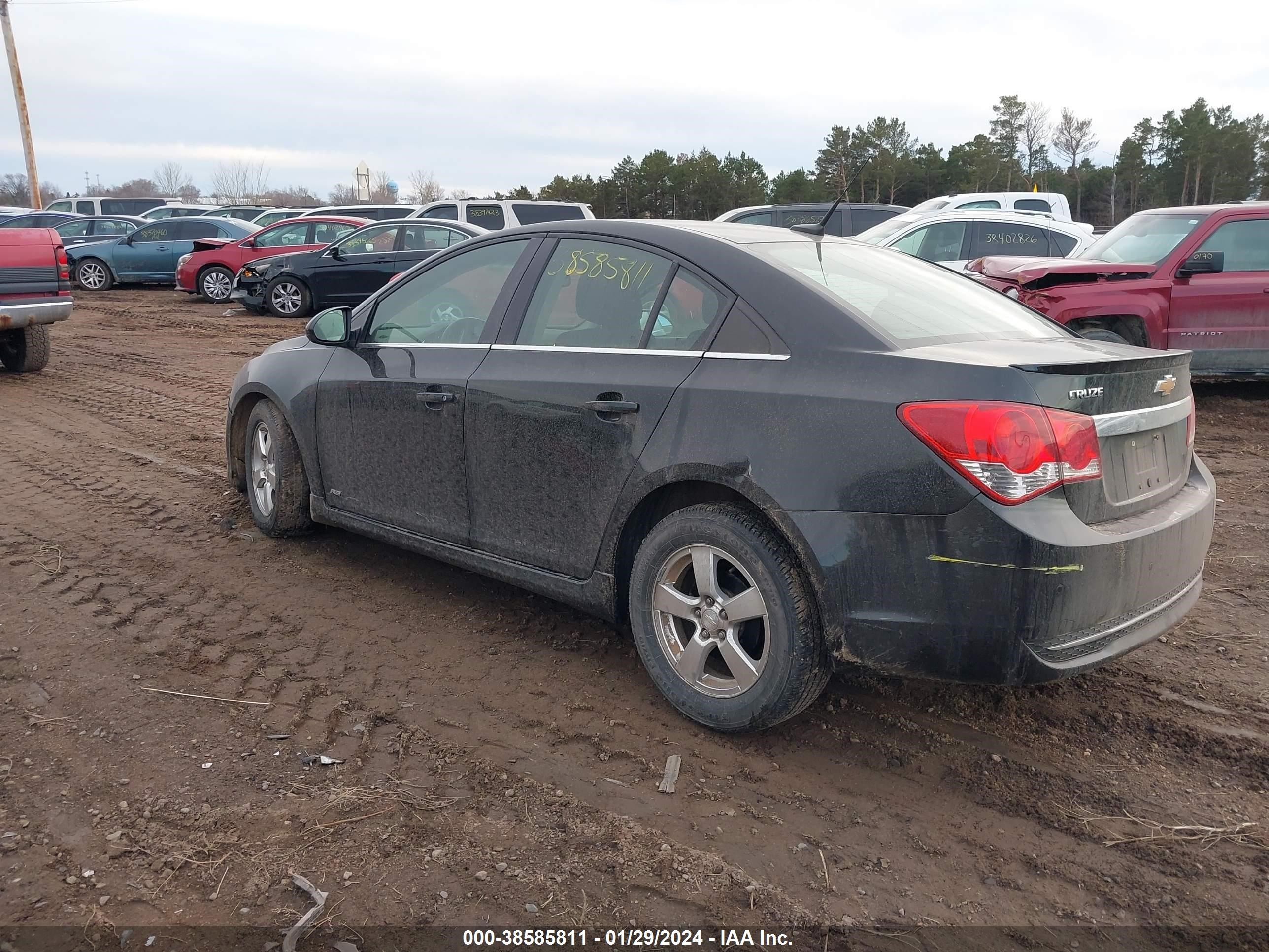 Photo 2 VIN: 1G1PF5SC5C7196006 - CHEVROLET CRUZE 