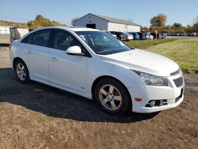 Photo 3 VIN: 1G1PF5SC7C7180826 - CHEVROLET CRUZE 