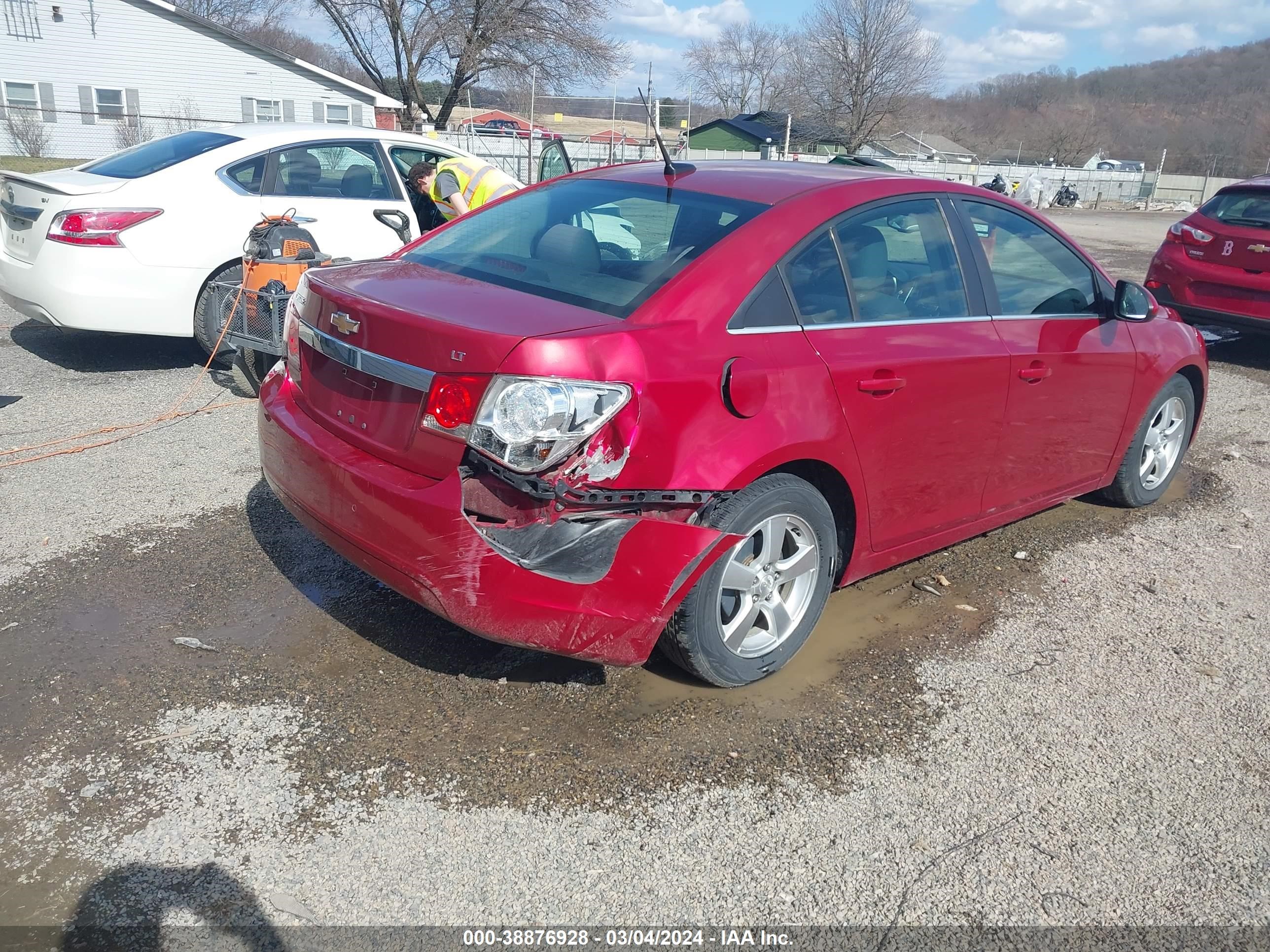 Photo 3 VIN: 1G1PF5SC7C7197903 - CHEVROLET CRUZE 